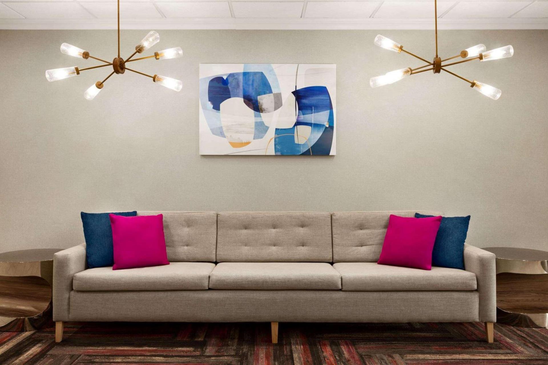 La Quinta by Wyndham Lackawanna photo 6
