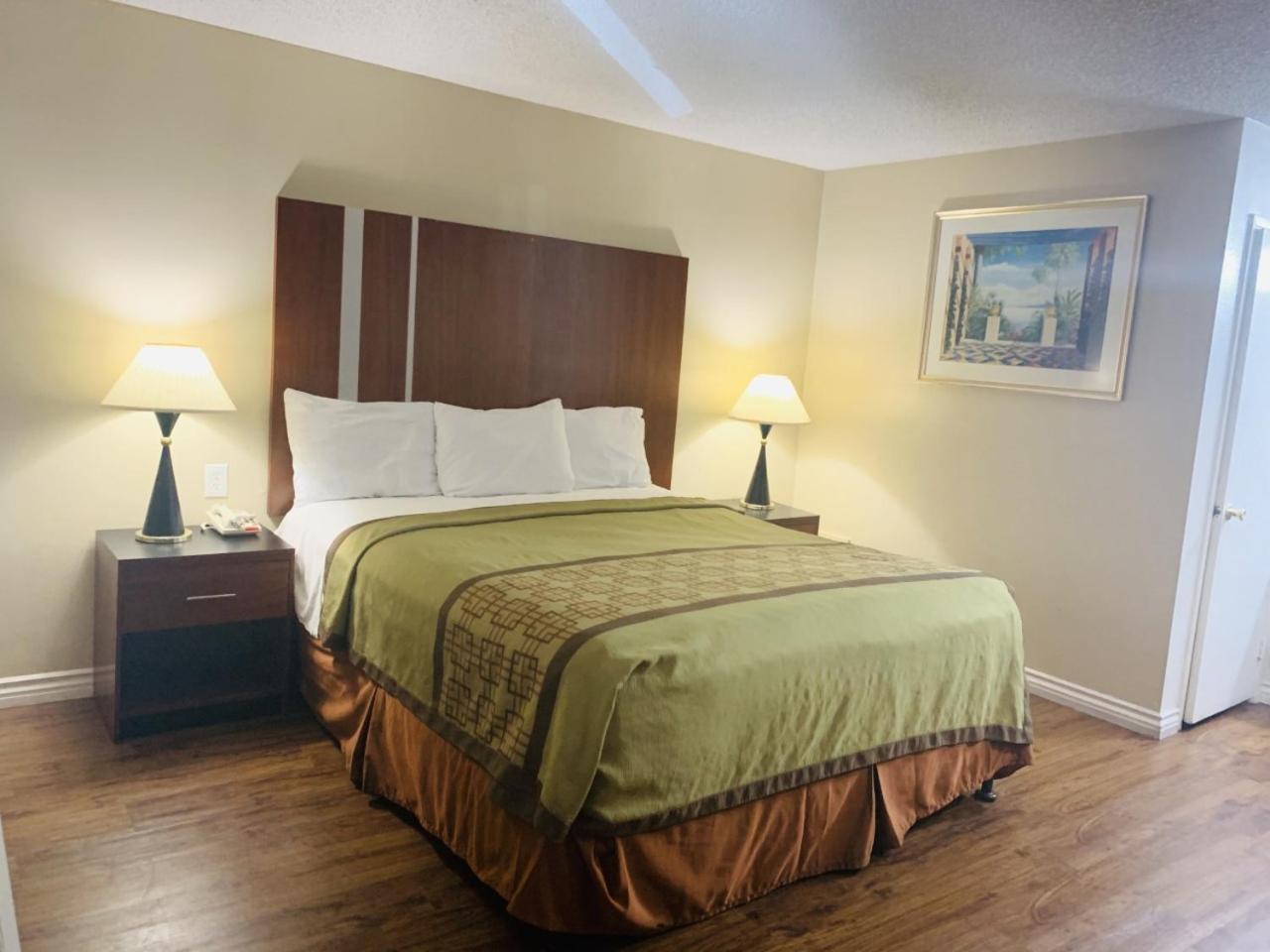 Riverside Inn & Suites photo 33