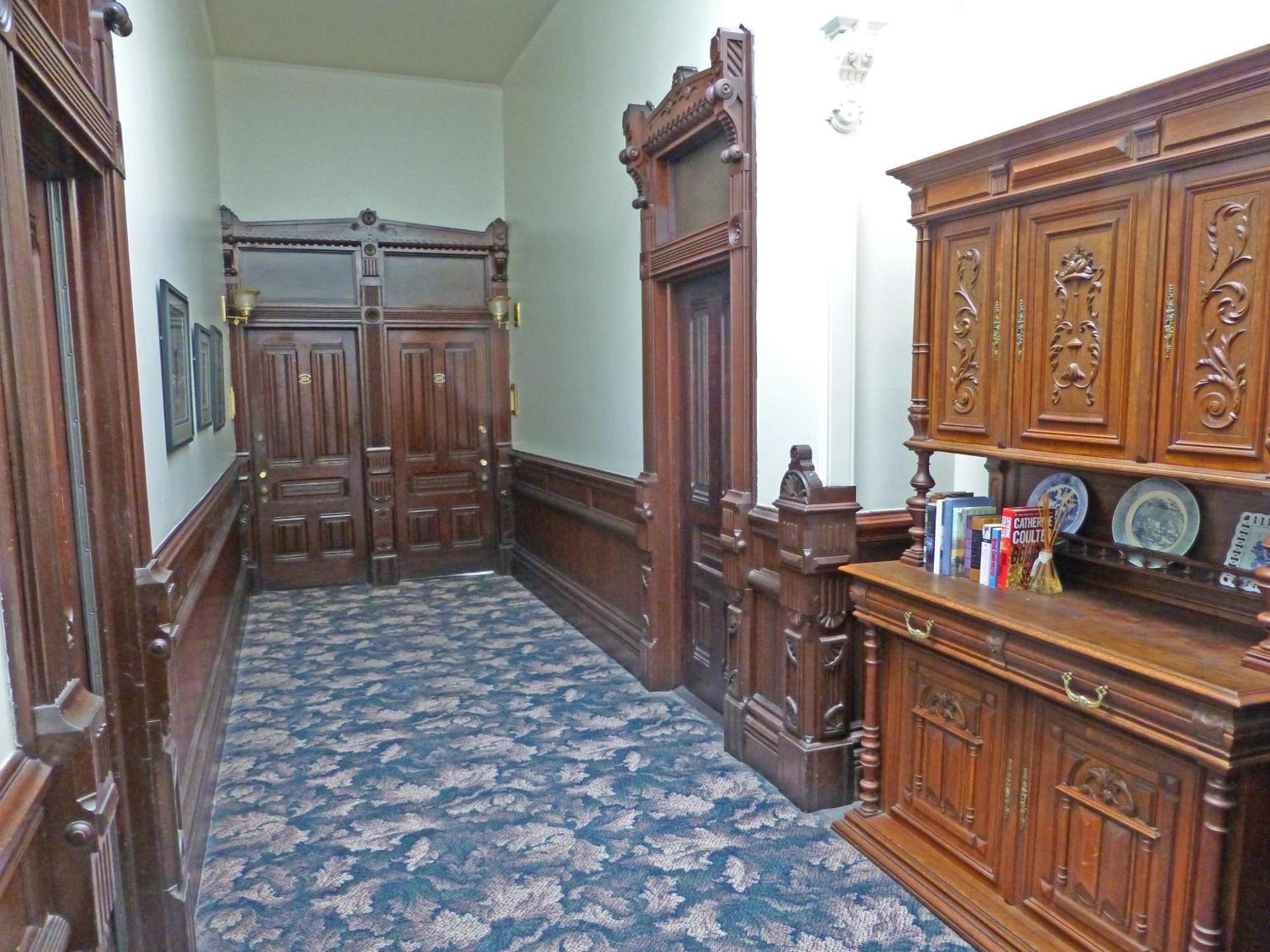 Victorian Inn photo 41