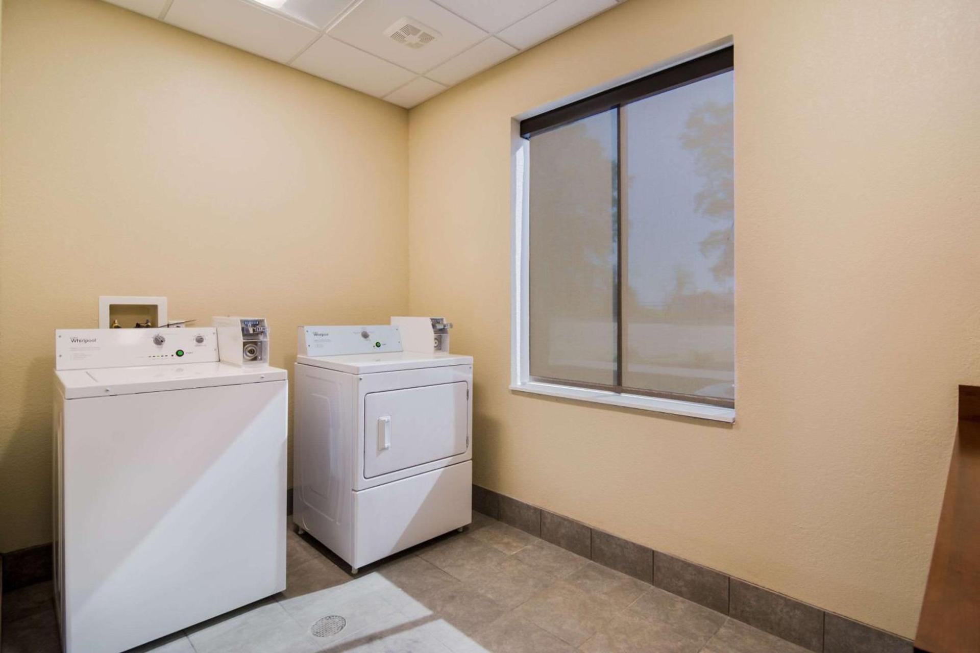 Comfort Inn & Suites Rock Hill Northeast photo 36
