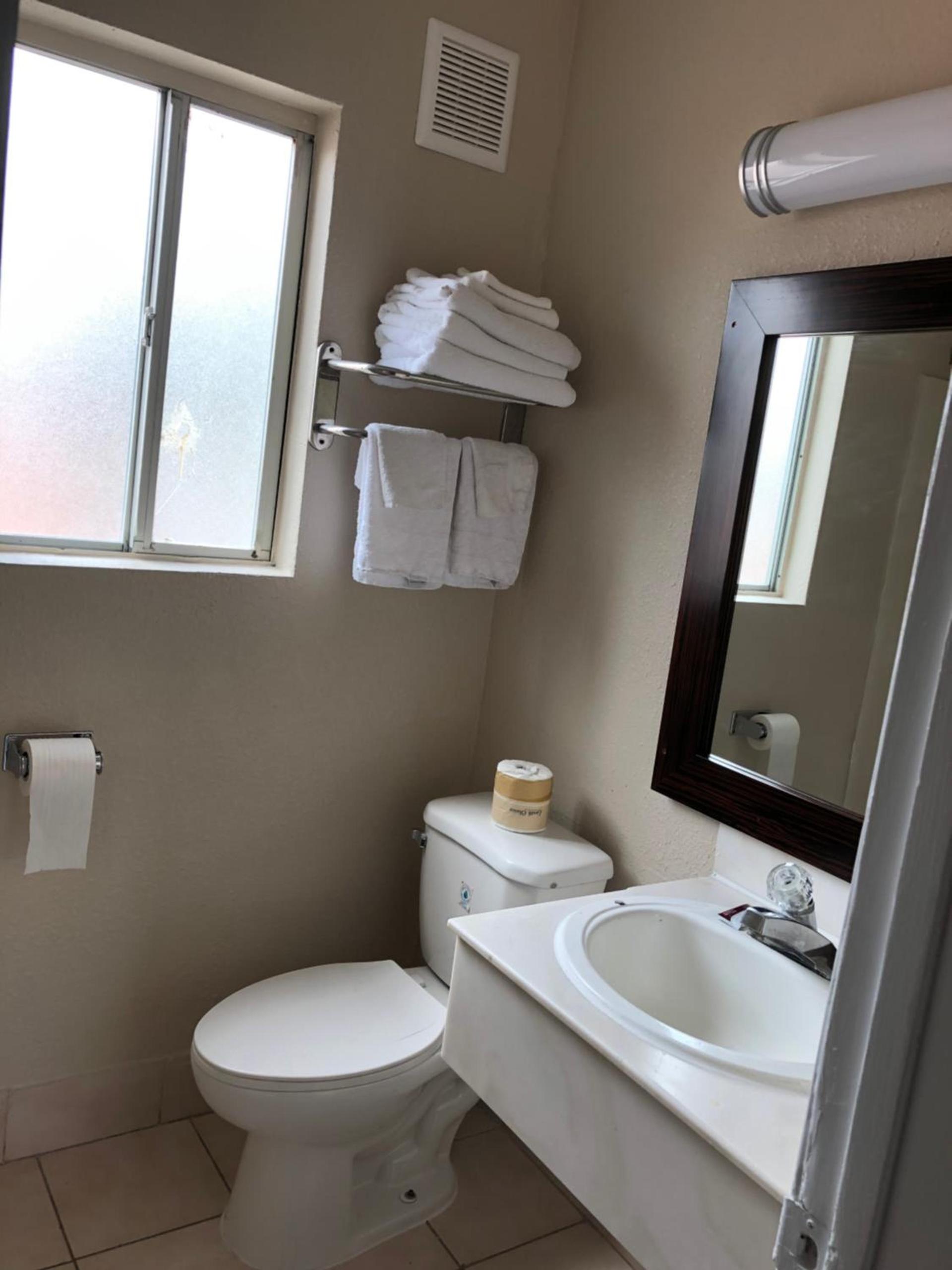 American Inn photo 15