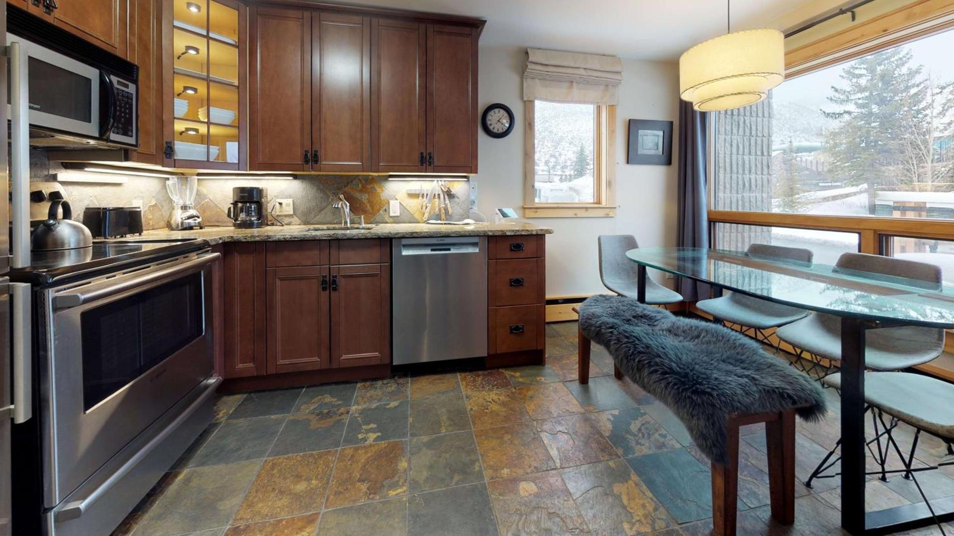 Vail 21 - CoralTree Residence Collection photo 10