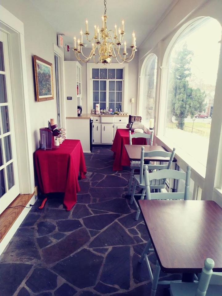 Sleepy Hollow Manor photo 9