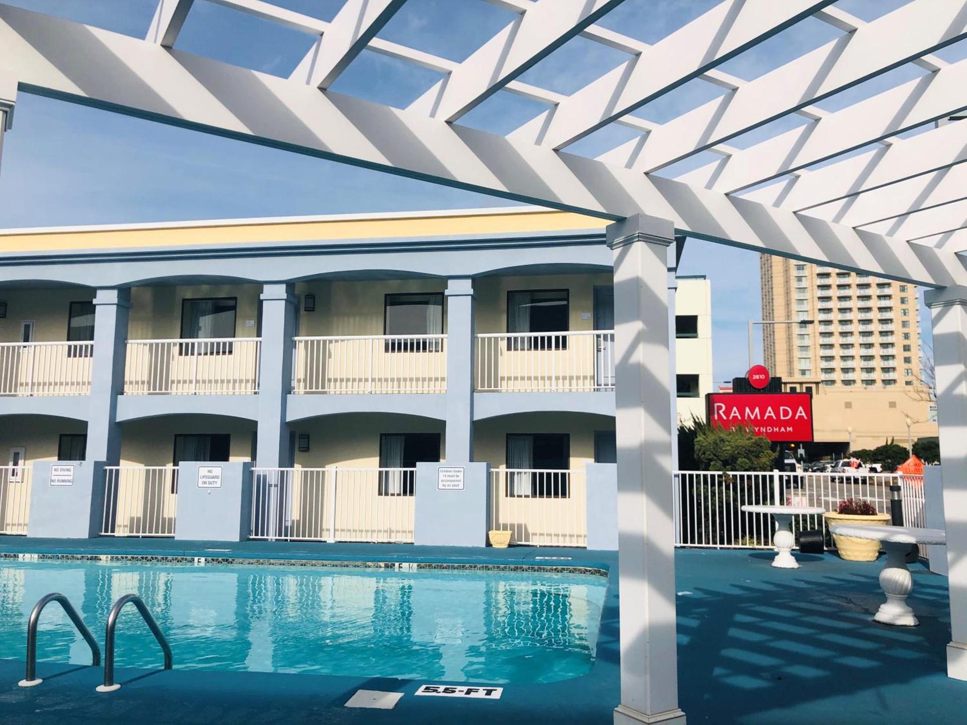 Ramada by Wyndham Virginia Beach photo 3