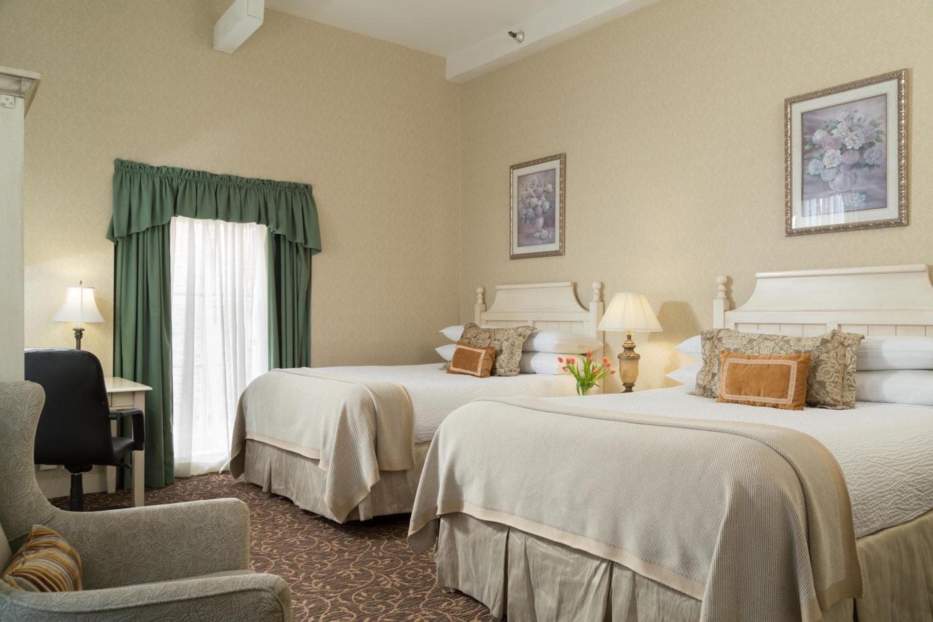 Linden Row Inn photo 10