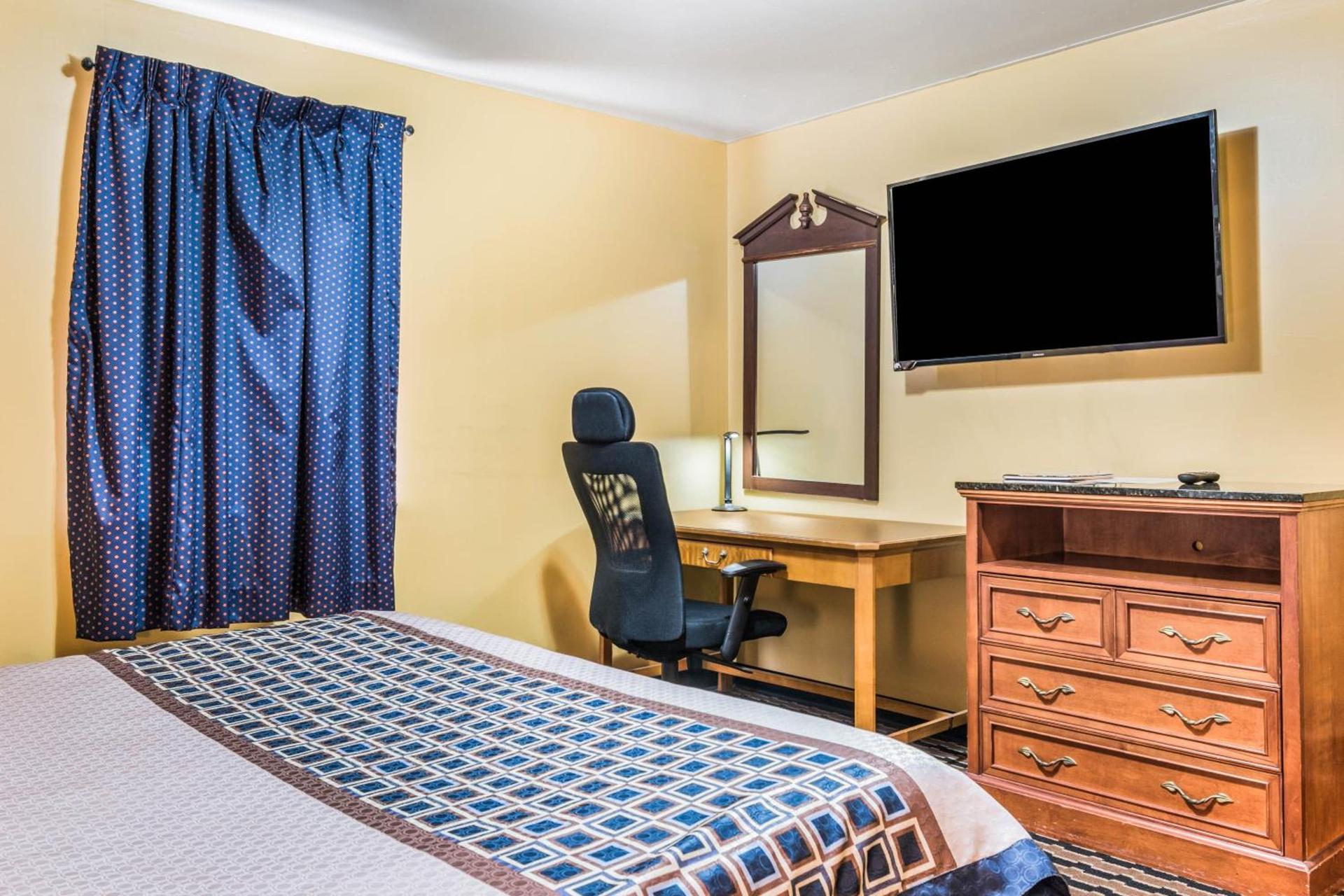 Cottage Inn - Grantville photo 6