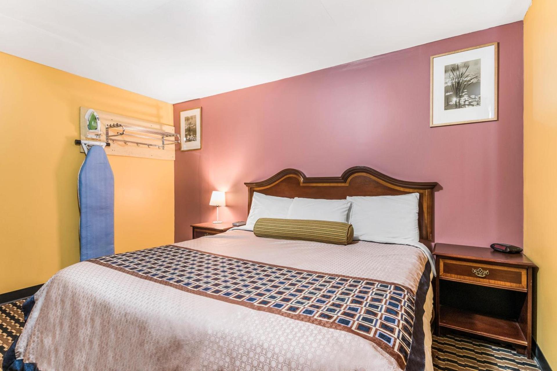 Cottage Inn - Grantville photo 8