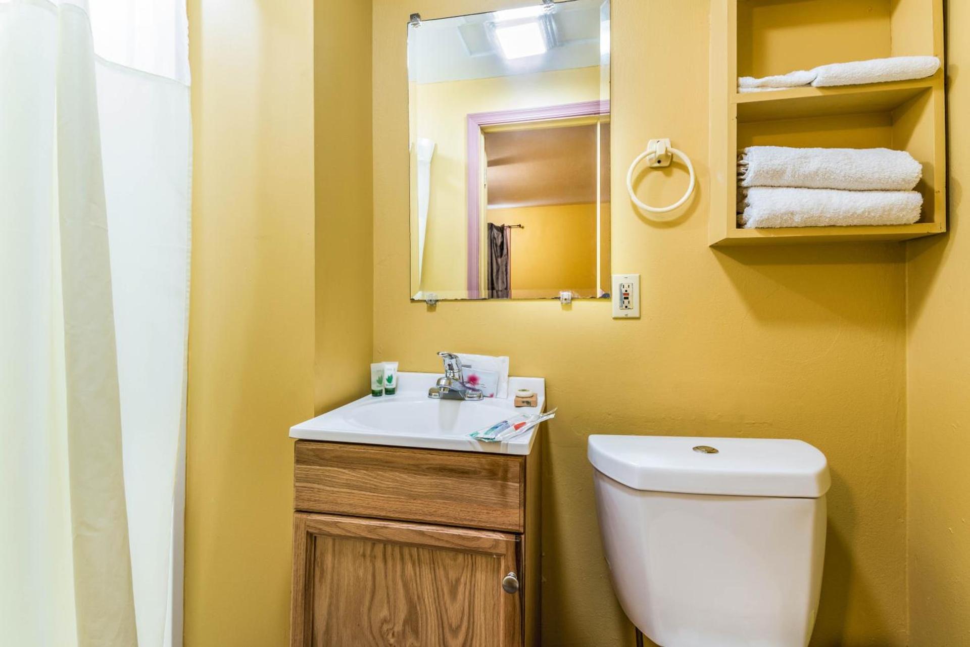Cottage Inn - Grantville photo 10