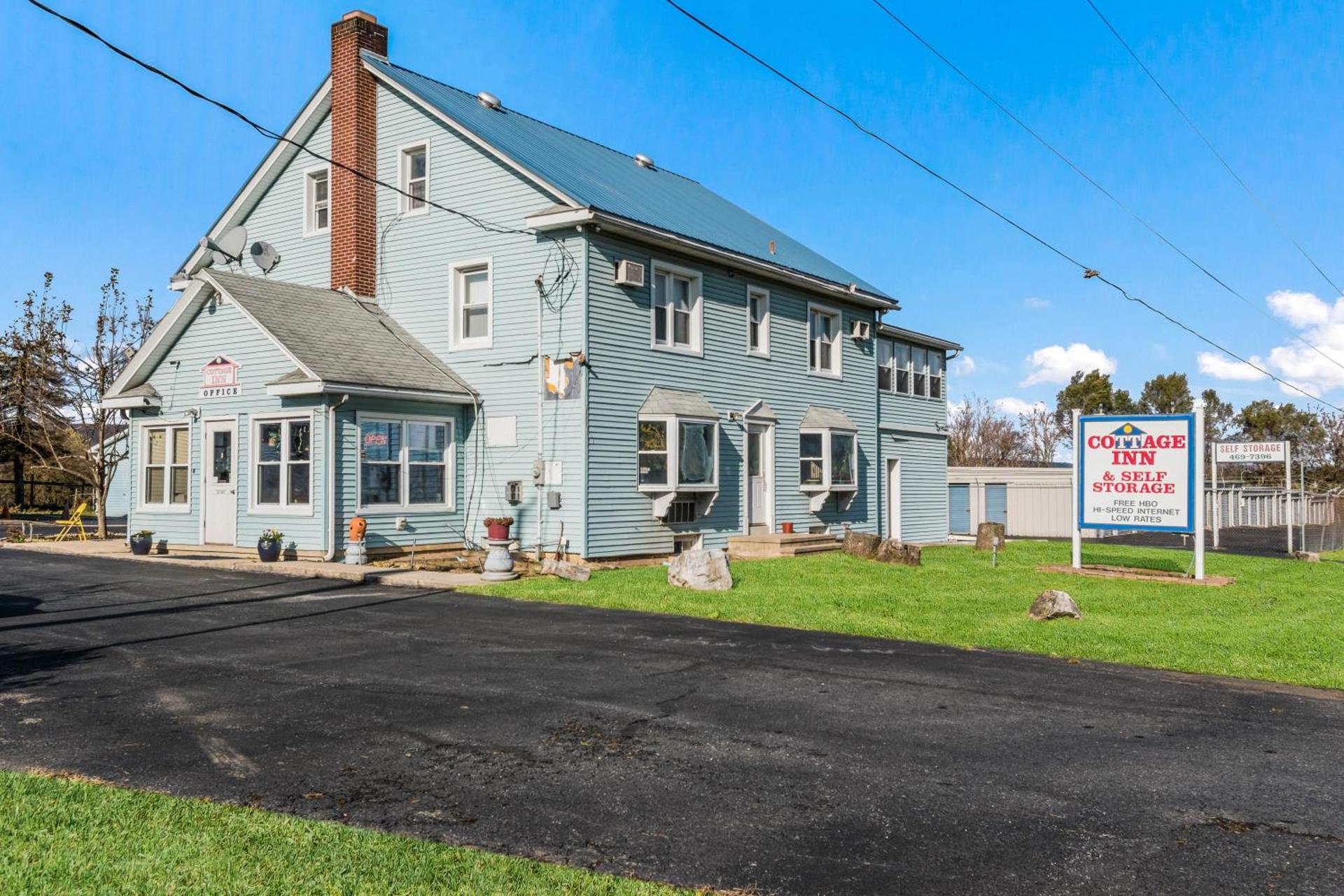 Cottage Inn - Grantville photo 21