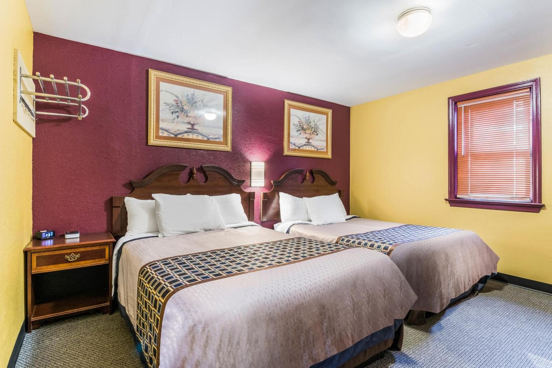 Cottage Inn - Grantville photo 28