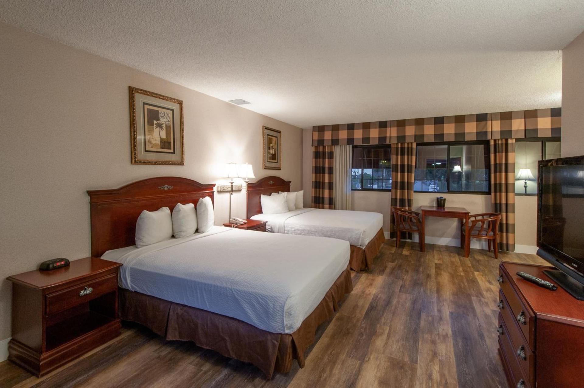 Studio City Court Yard Hotel photo 53
