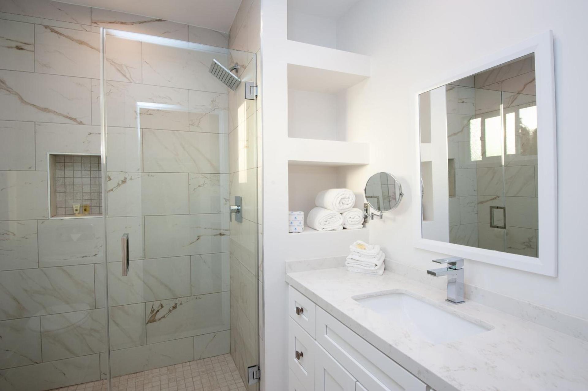 Studio City Court Yard Hotel photo 50