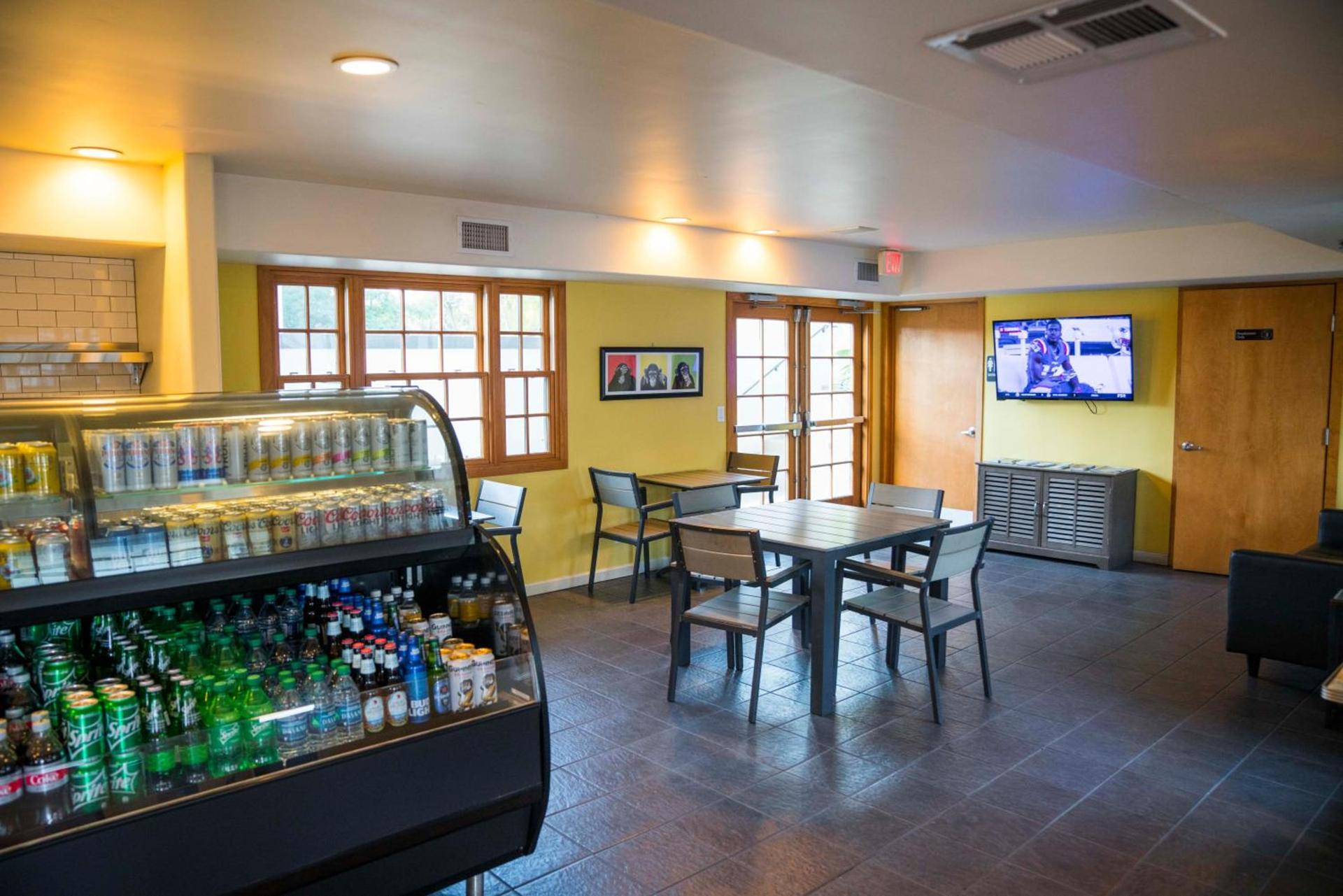 Orange Tree Inn photo 35