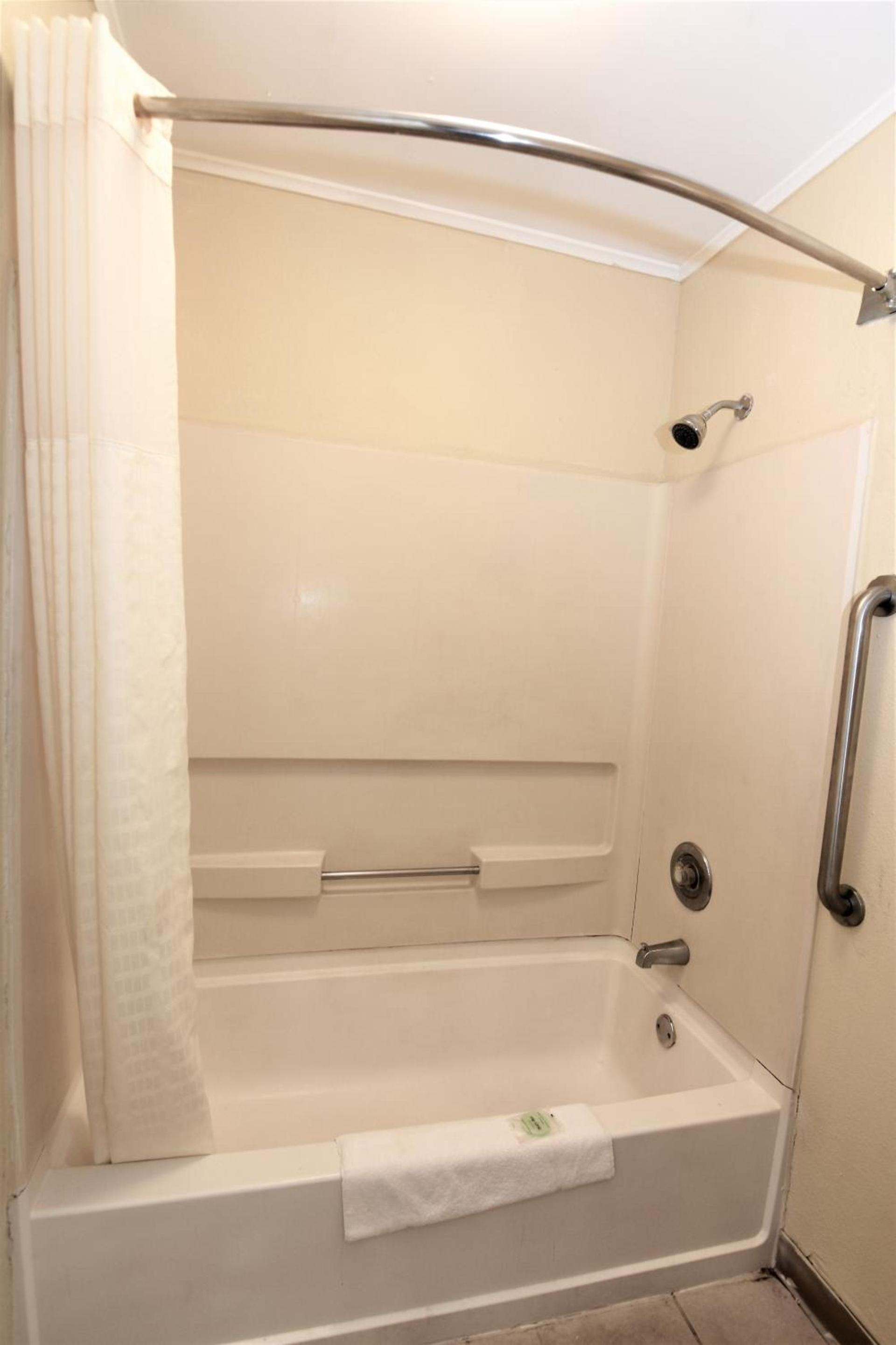 Rodeway Inn Harbison Area photo 20