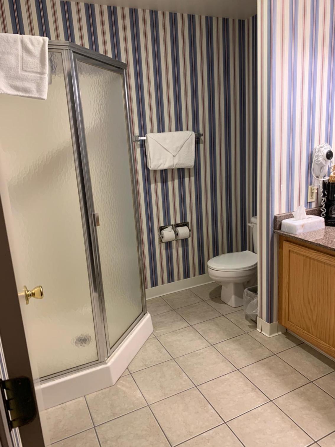 America's Best Value Inn Sandpoint photo 57