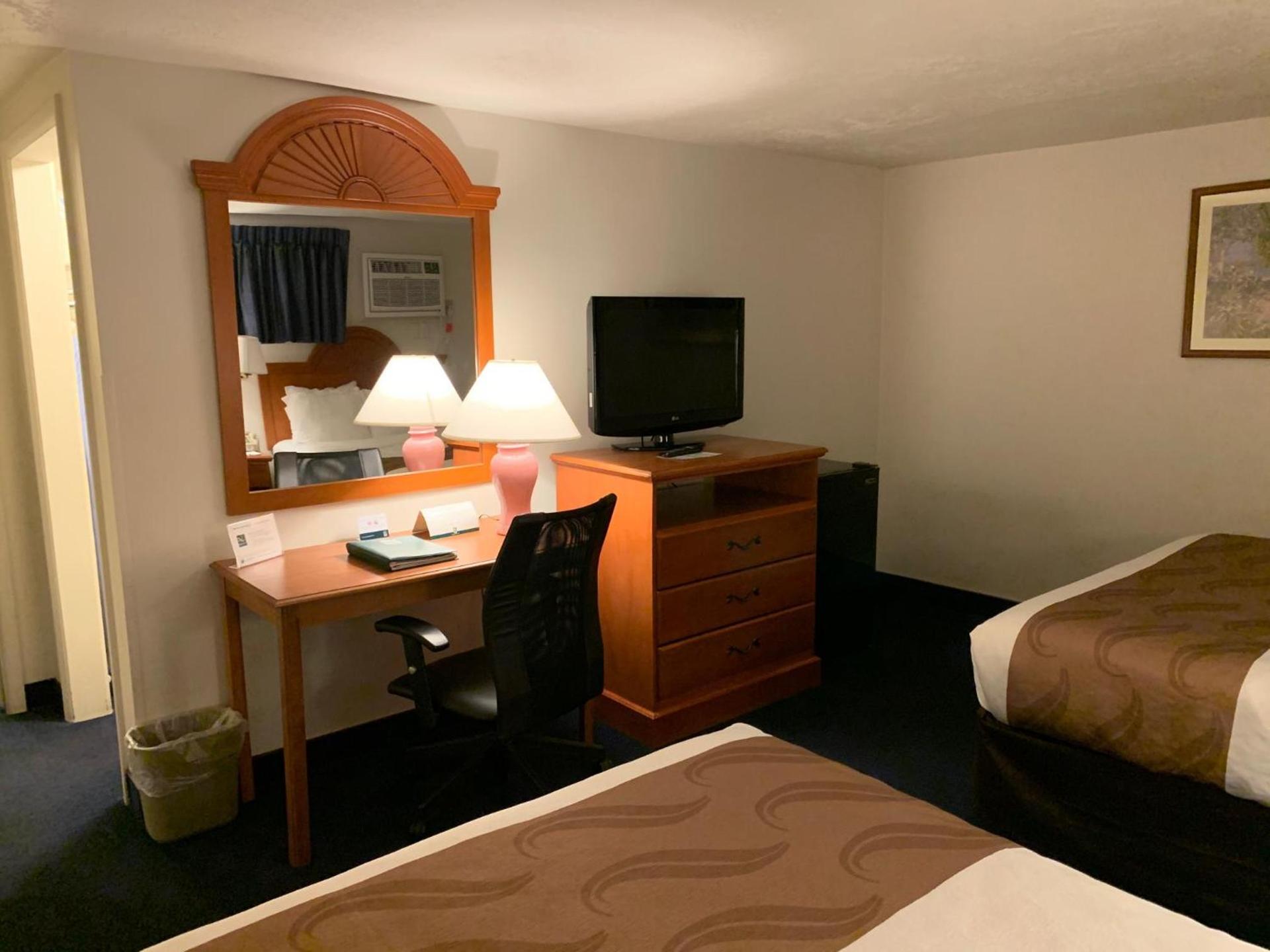 America's Best Value Inn Sandpoint photo 52