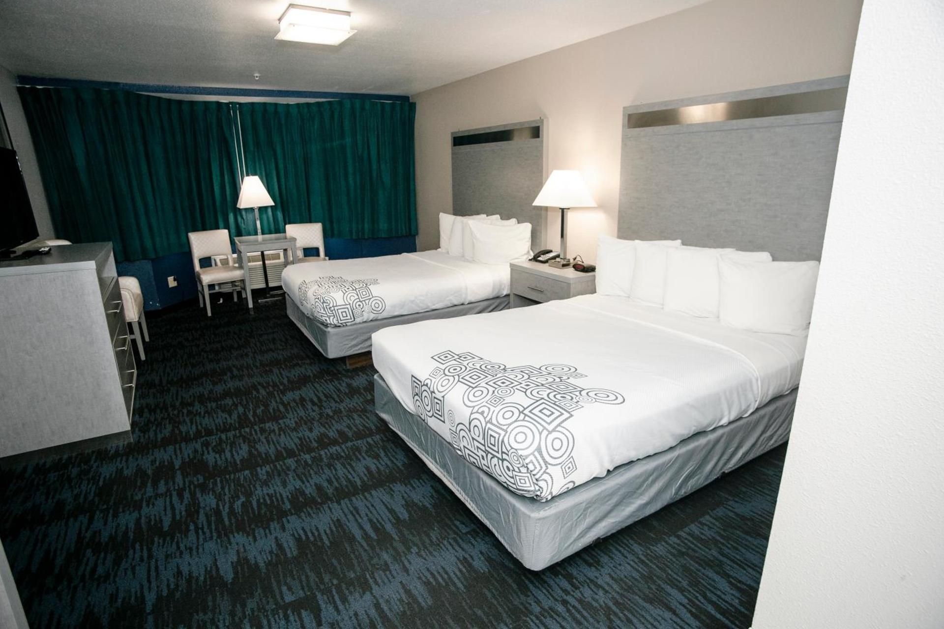 Anchor Beach Inn photo 9