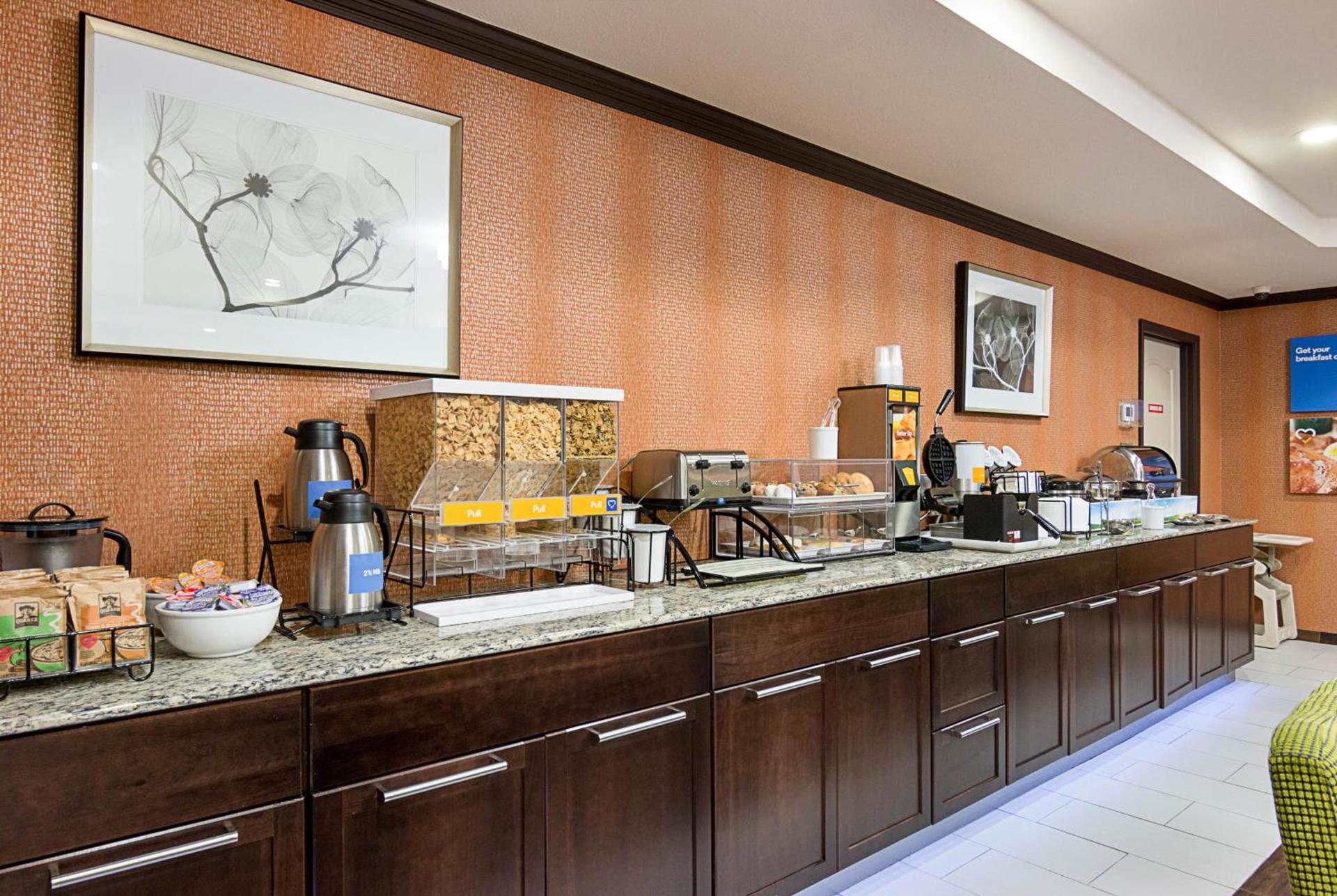 Comfort Inn Camden photo 12