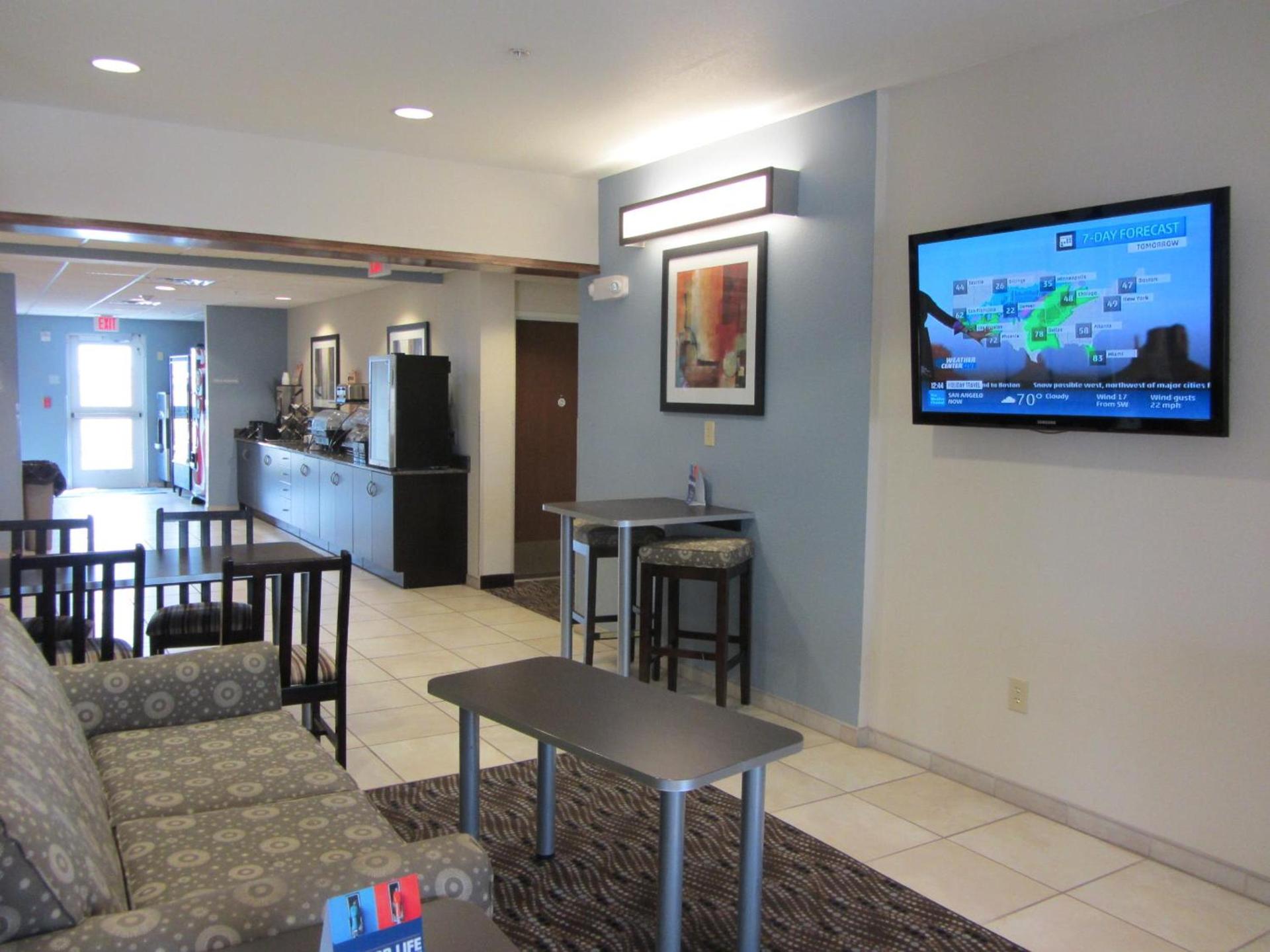 Microtel Inn and Suites San Angelo photo 27