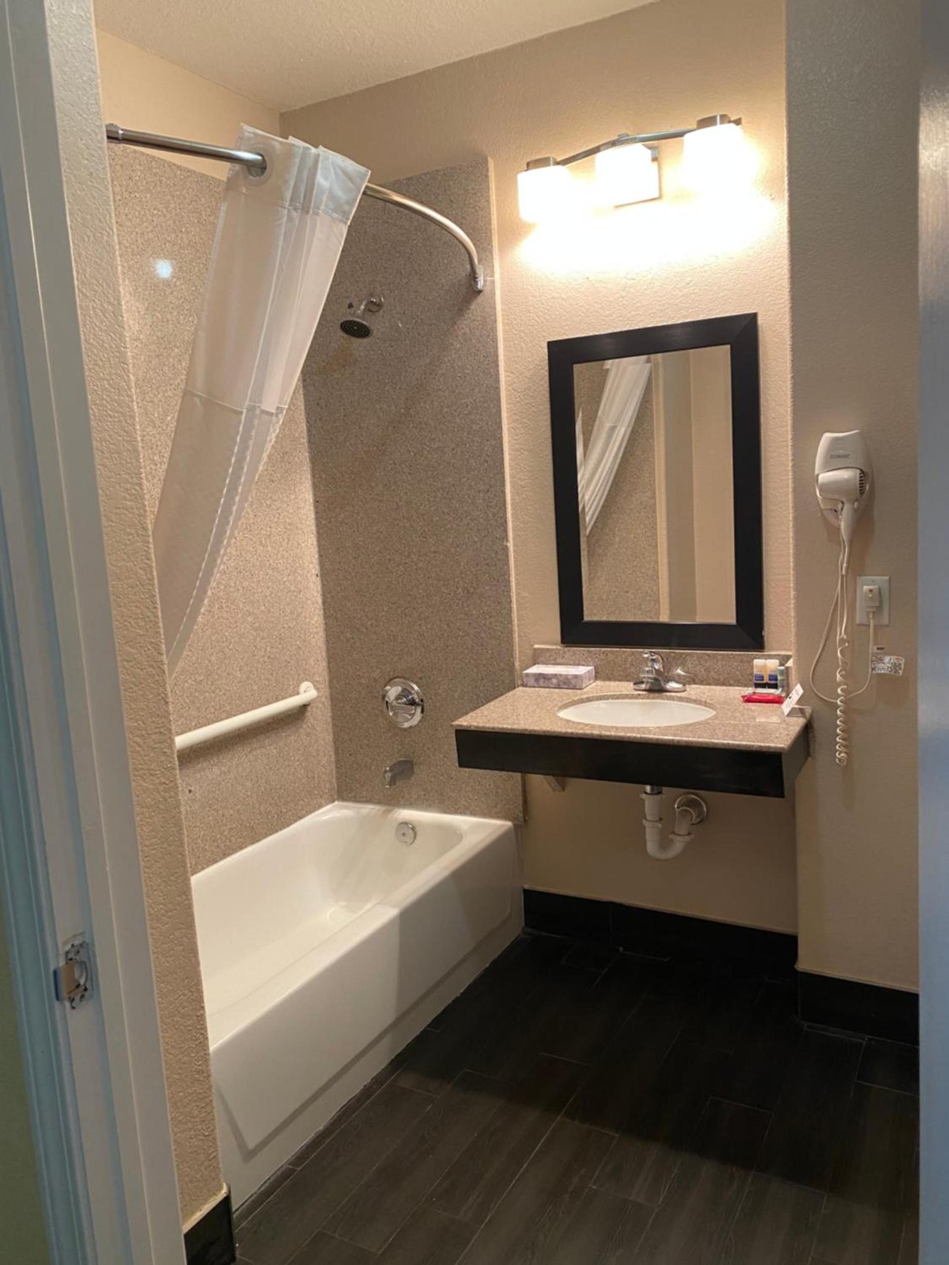Galveston Beach Hotel photo 21
