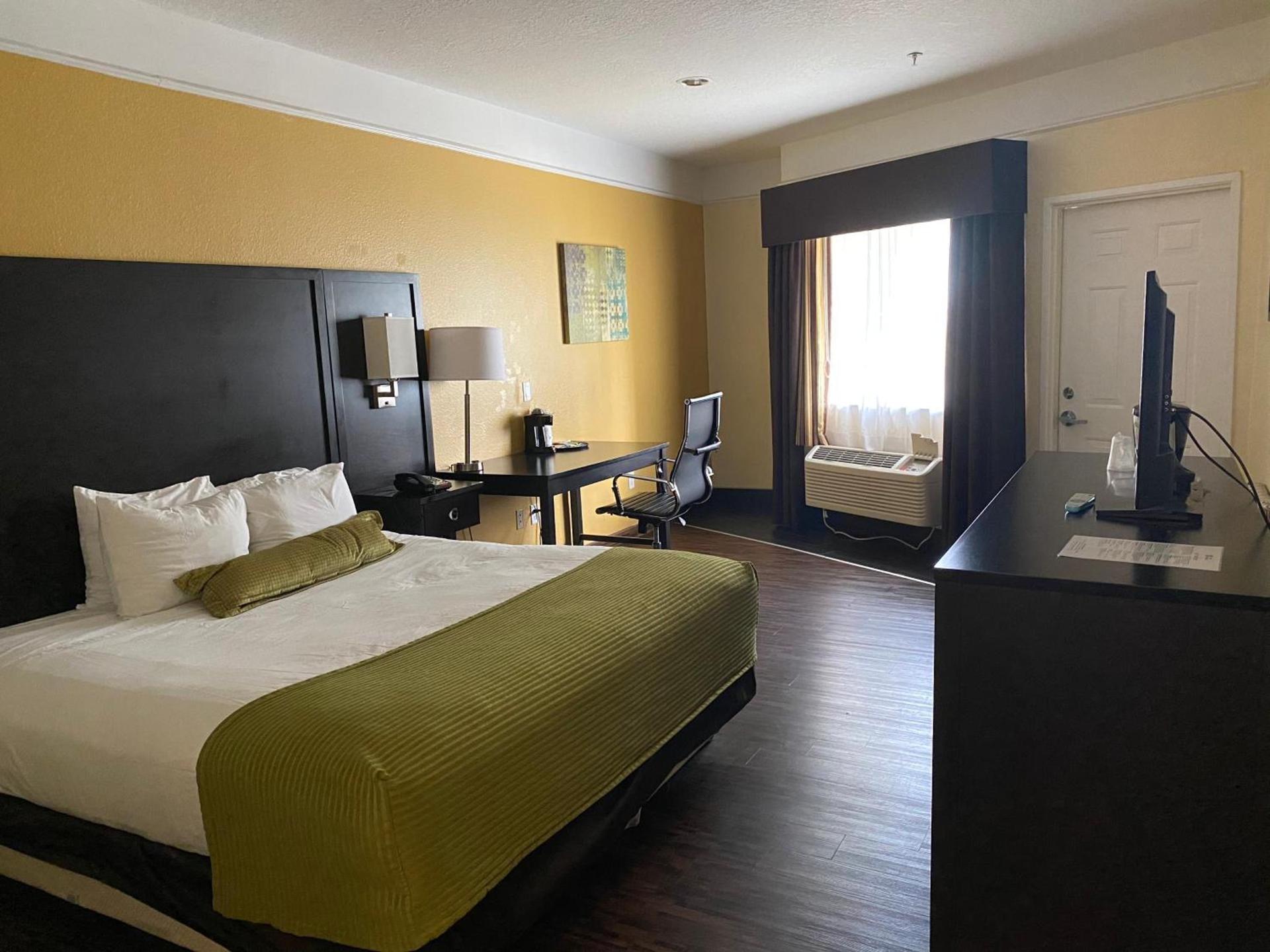 Galveston Beach Hotel photo 57