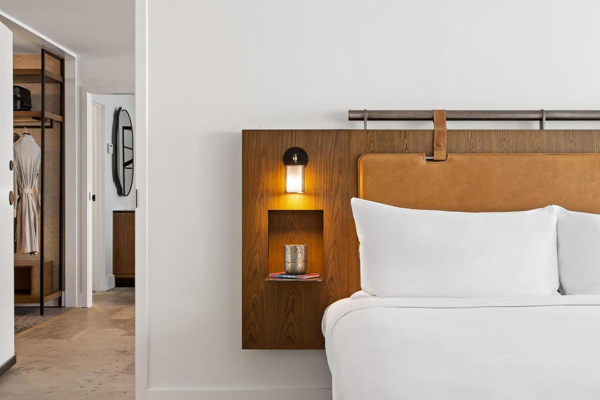 Vignette Collection Yours Truly DC by IHG photo 40