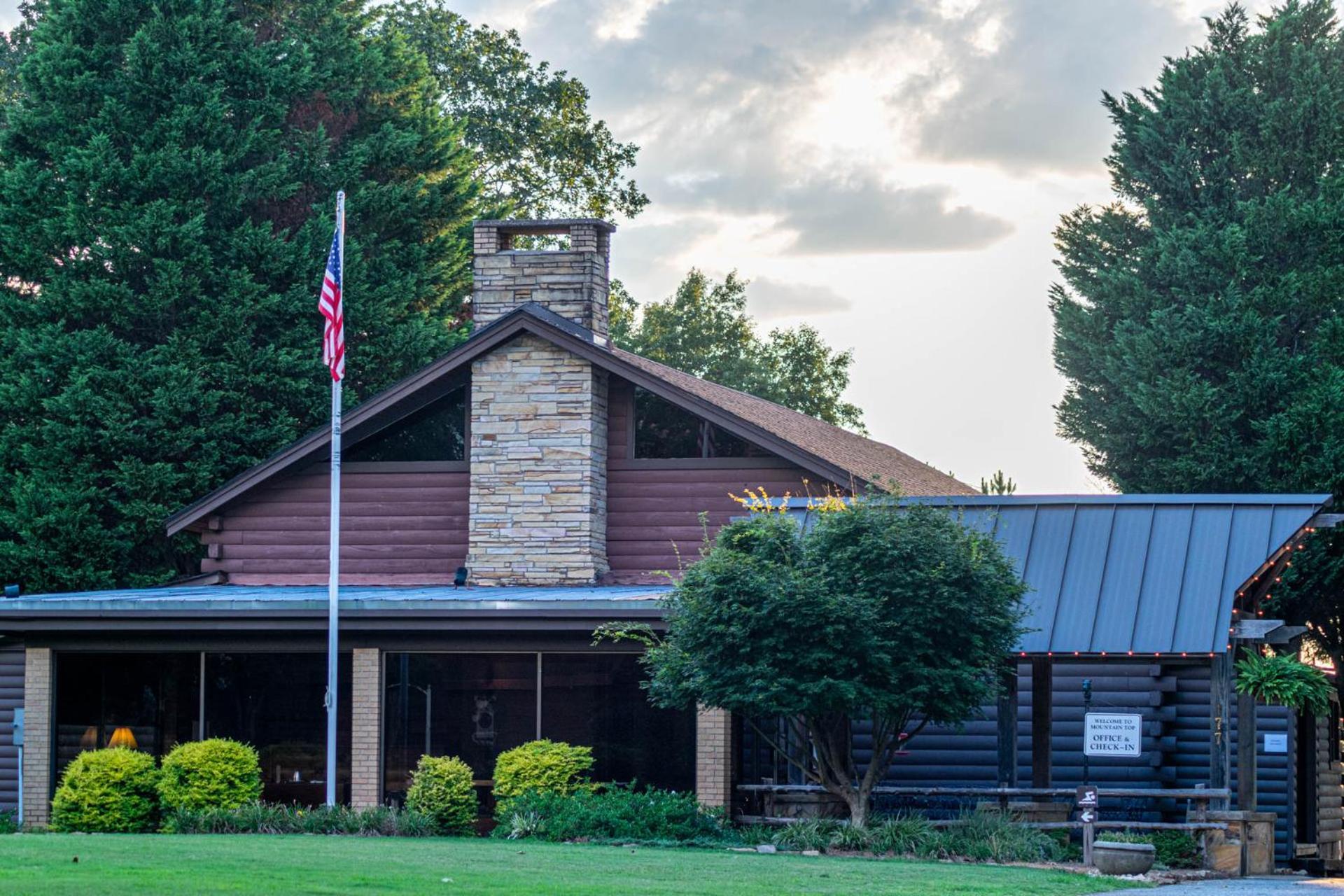 Mountain Top Inn and Resort photo 2