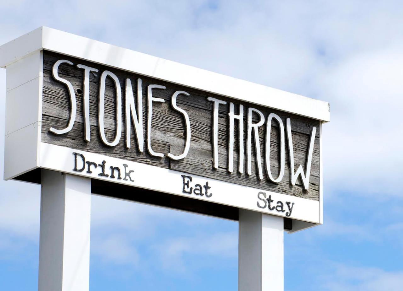 Stones Throw photo 6