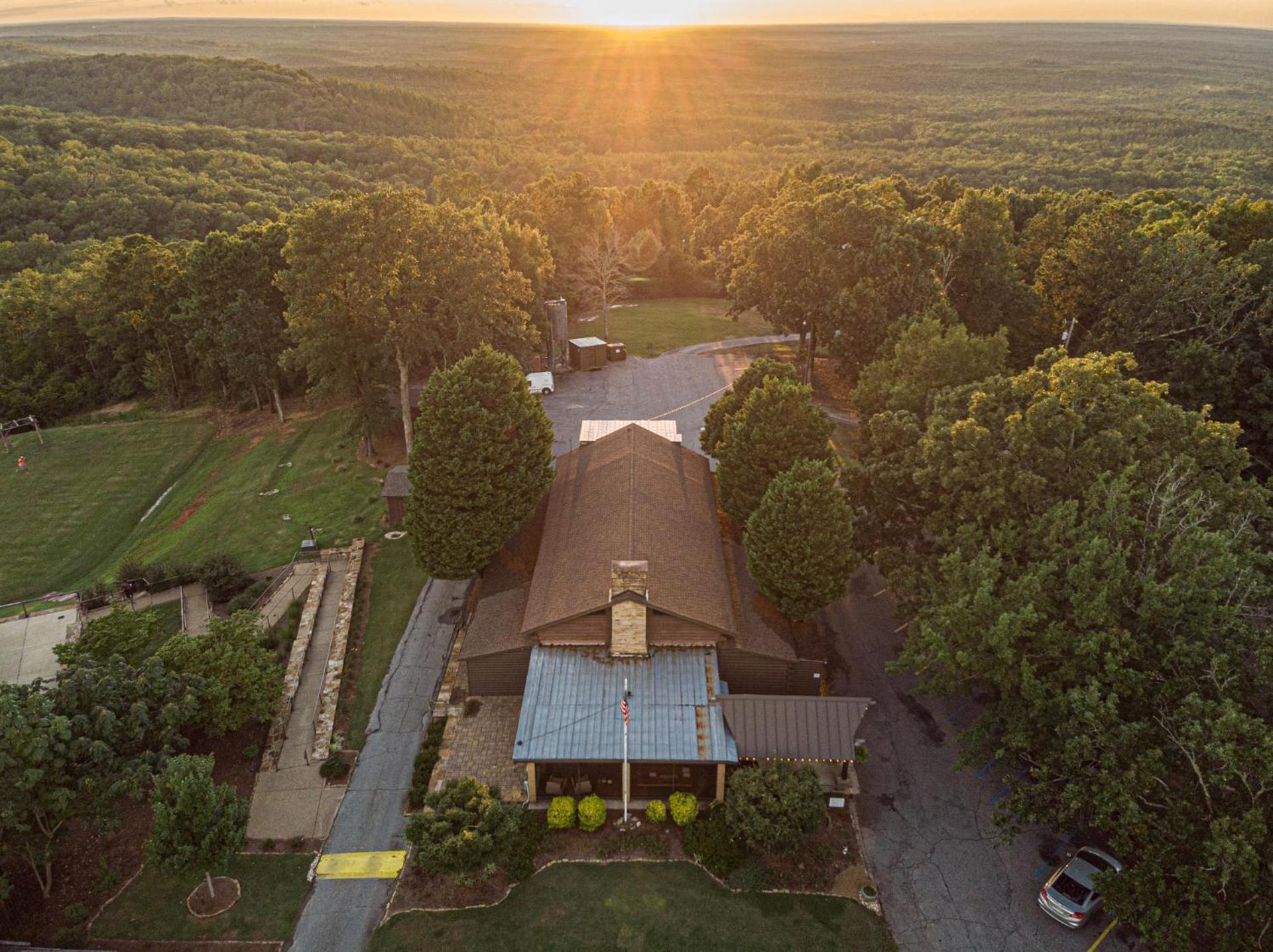 Mountain Top Inn and Resort photo 1
