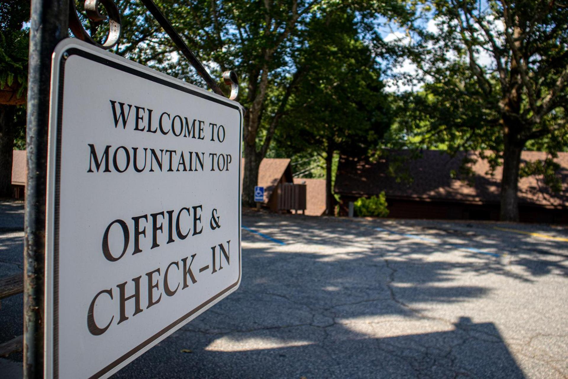 Mountain Top Inn and Resort photo 4