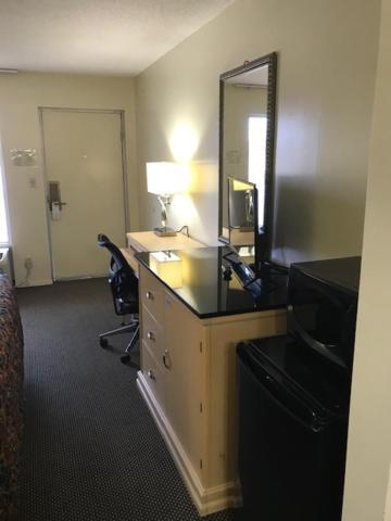 WESTERN MOTEL photo 17
