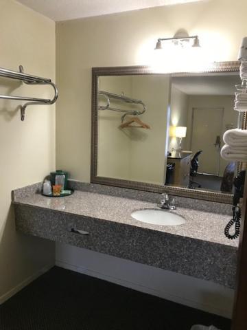 WESTERN MOTEL photo 14