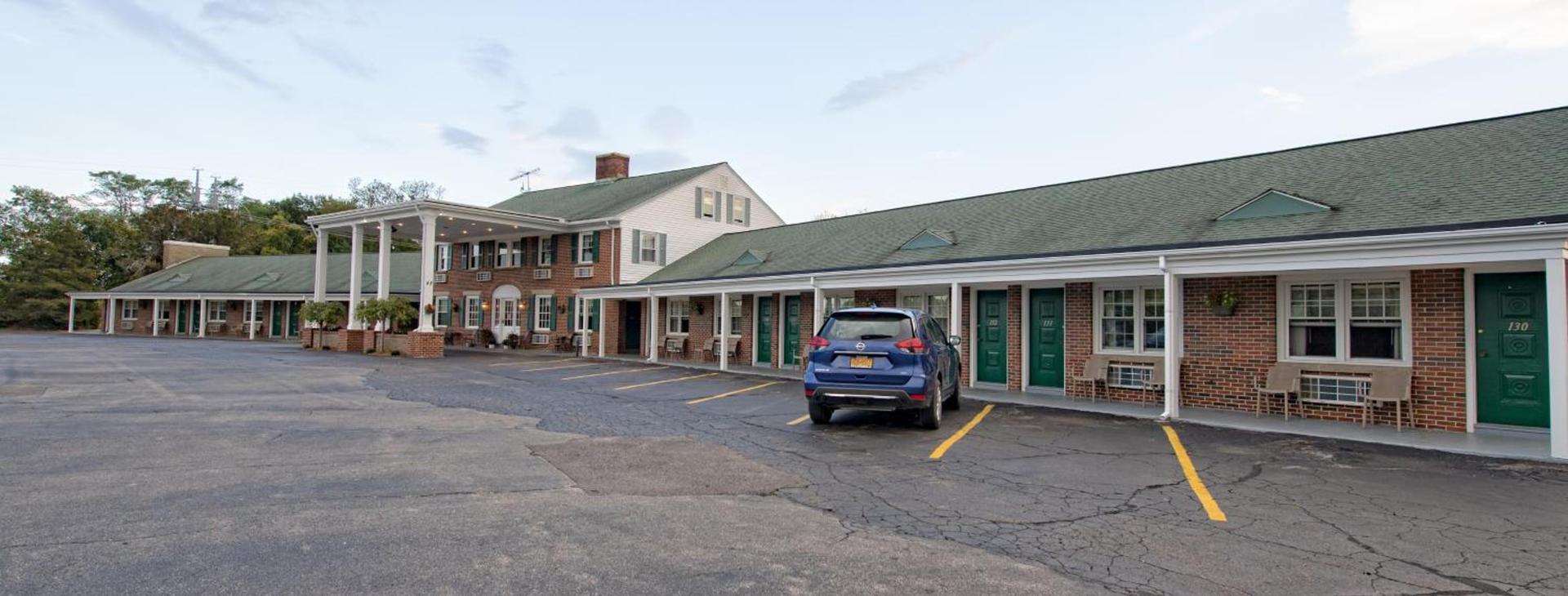 Colonial Inn Seekonk photo 22