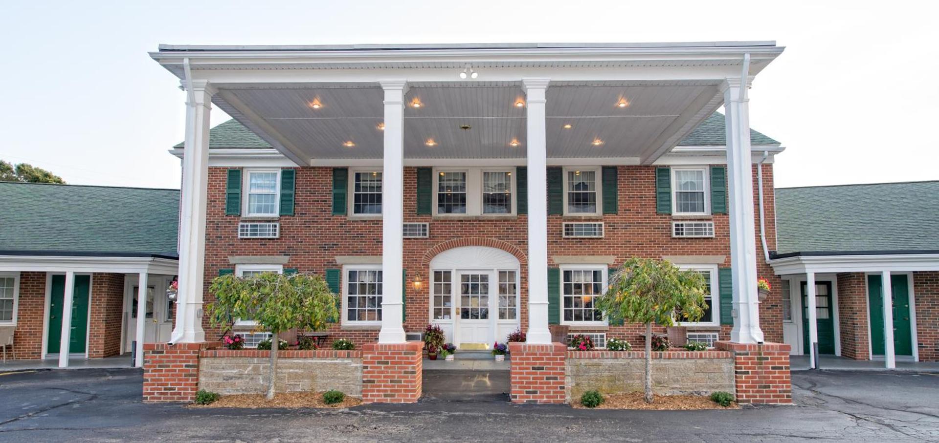 Colonial Inn Seekonk photo 21