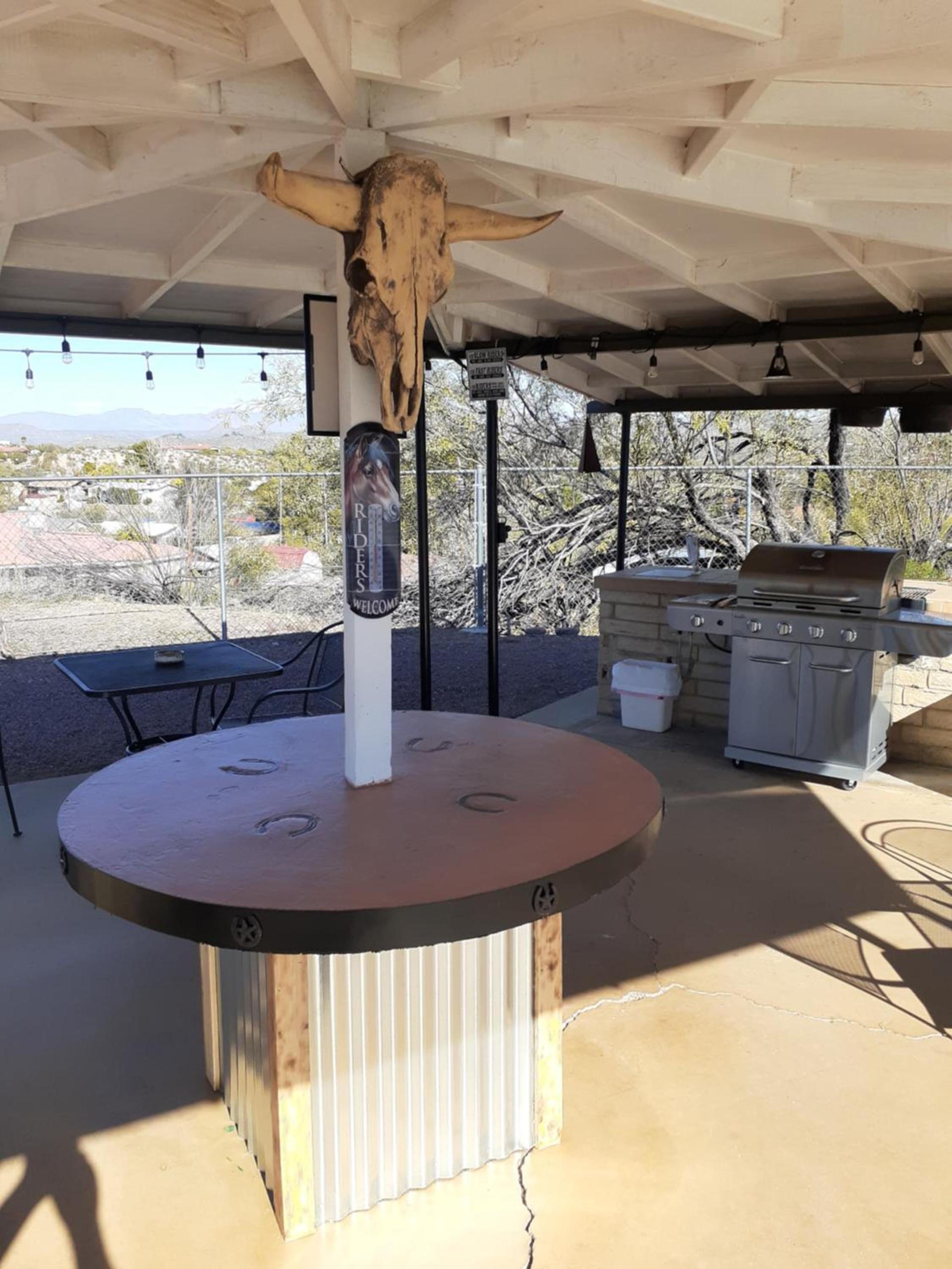 Stagecoach Suites photo 62