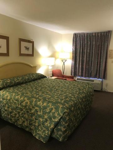WESTERN MOTEL photo 10