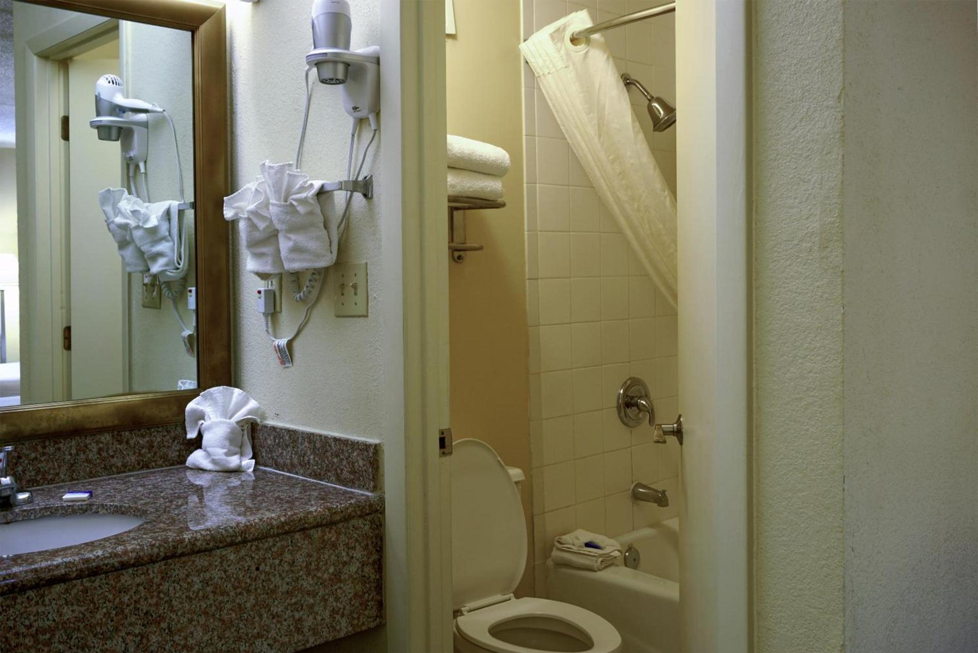 Best Western Point South photo 31