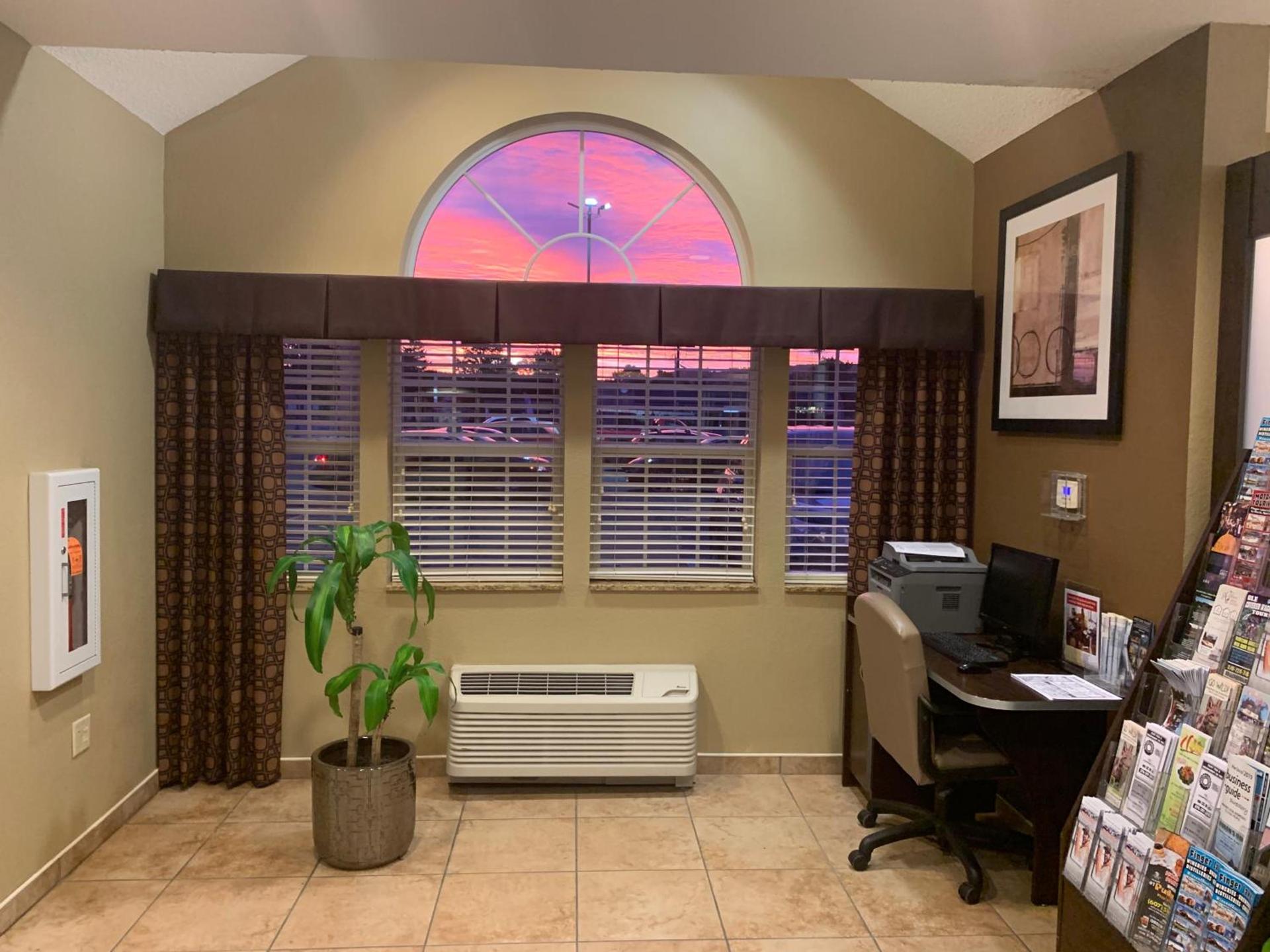 Microtel Inn & Suites-Sayre, PA photo 26