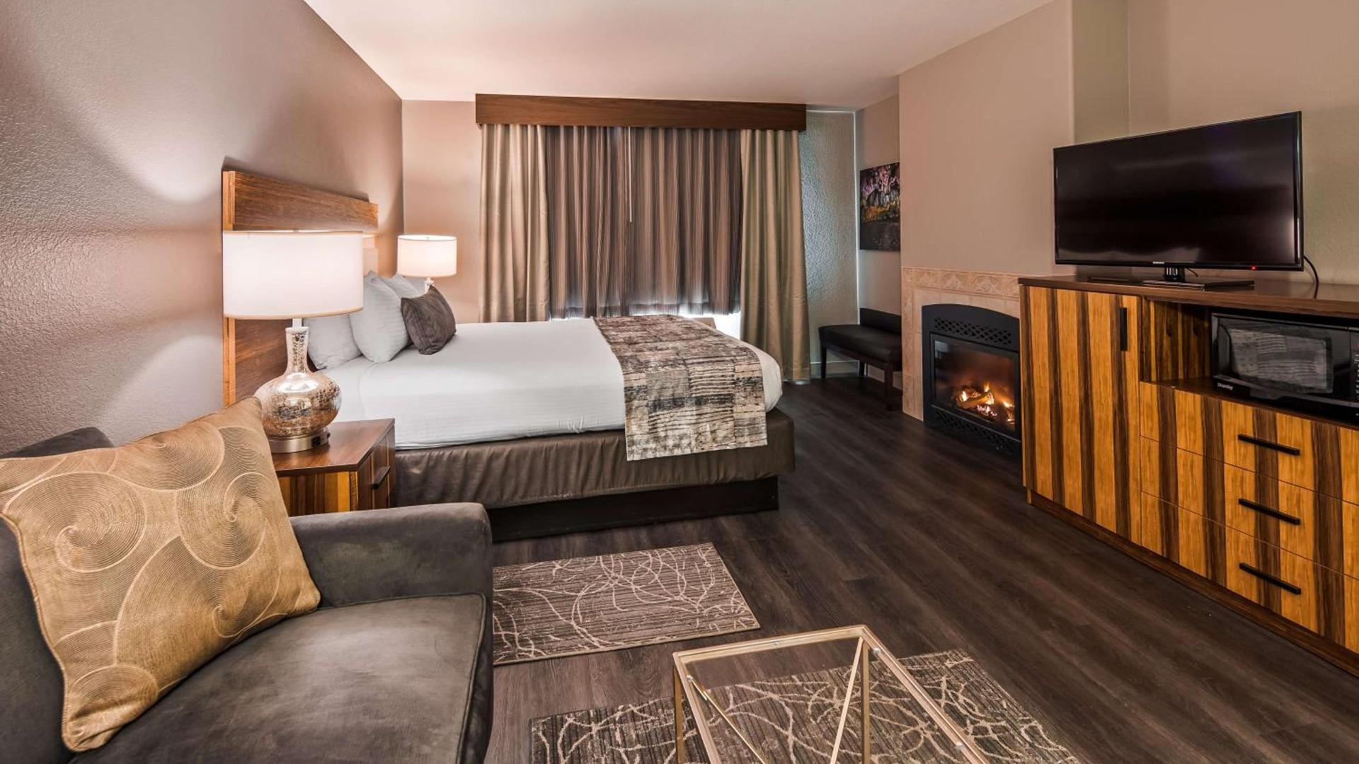 Best Western Cedar Inn & Suites photo 11