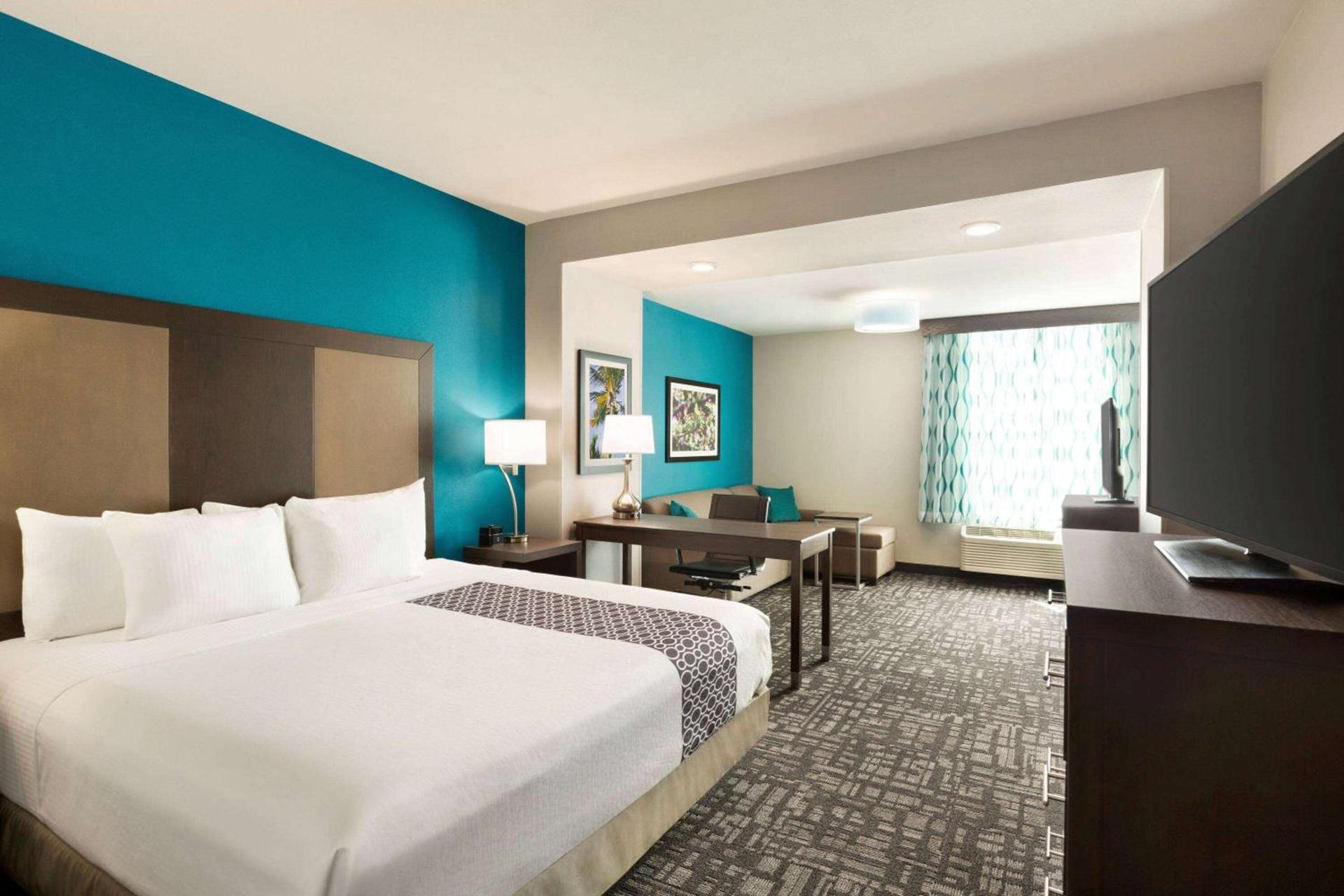 La Quinta by Wyndham Gainesville photo 14