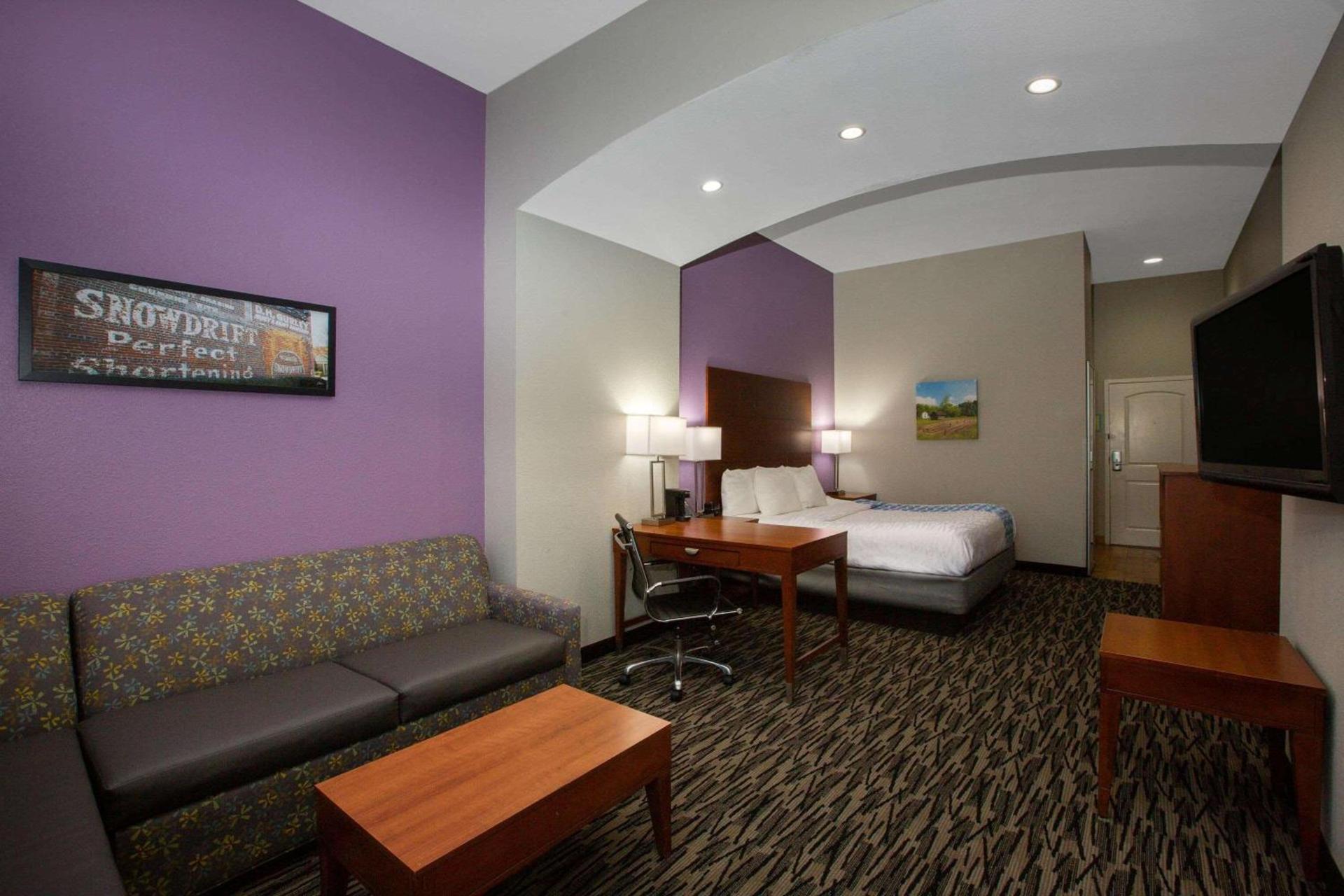 La Quinta by Wyndham Tupelo photo 21
