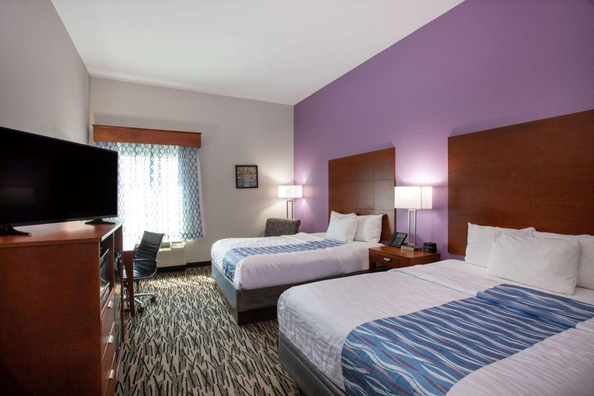 La Quinta by Wyndham Tupelo photo 17