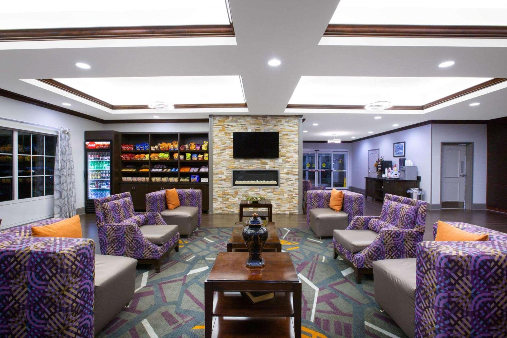 La Quinta by Wyndham Tupelo photo 4