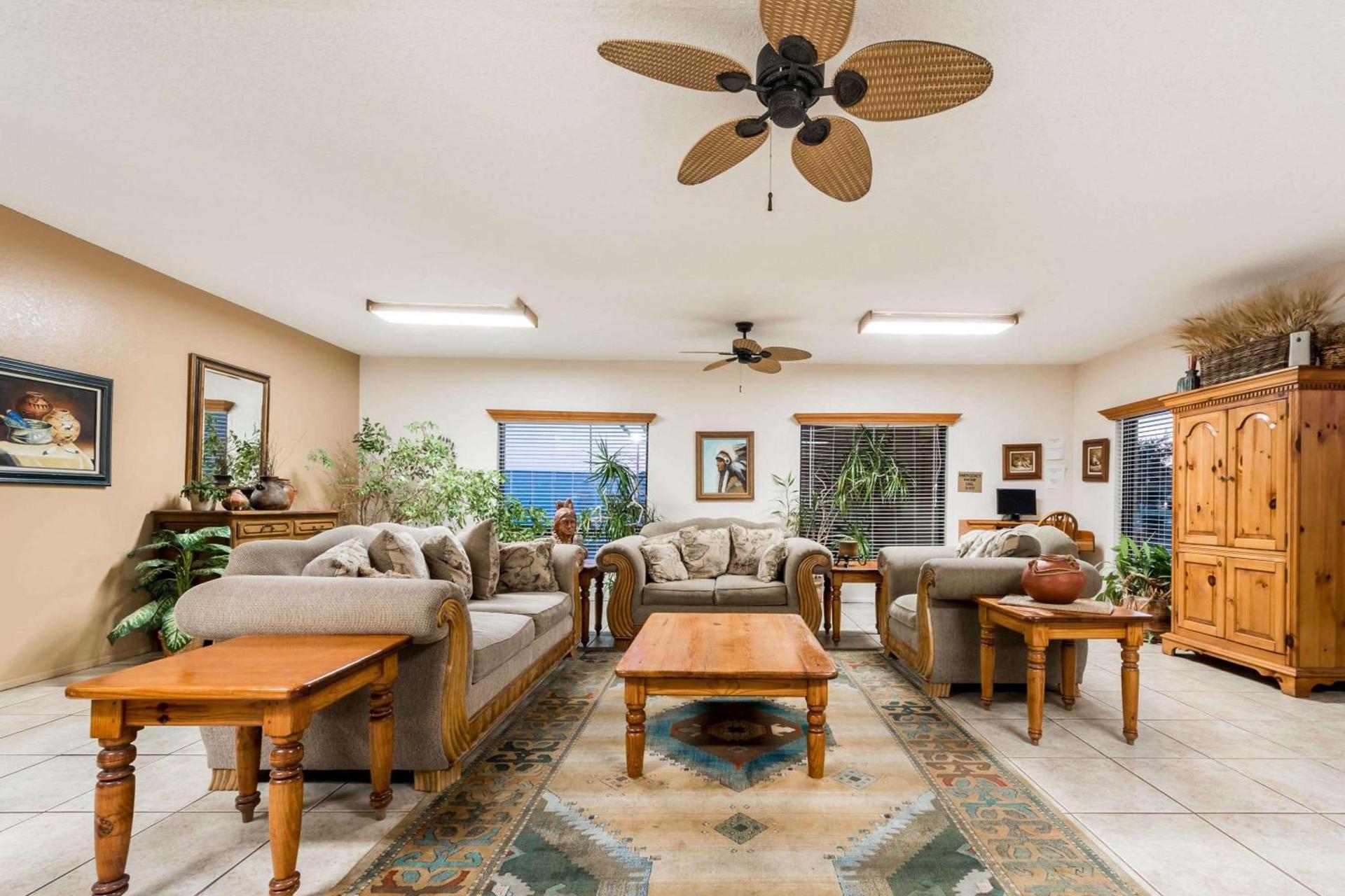 Super 8 by Wyndham Waco/Mall area TX photo 4