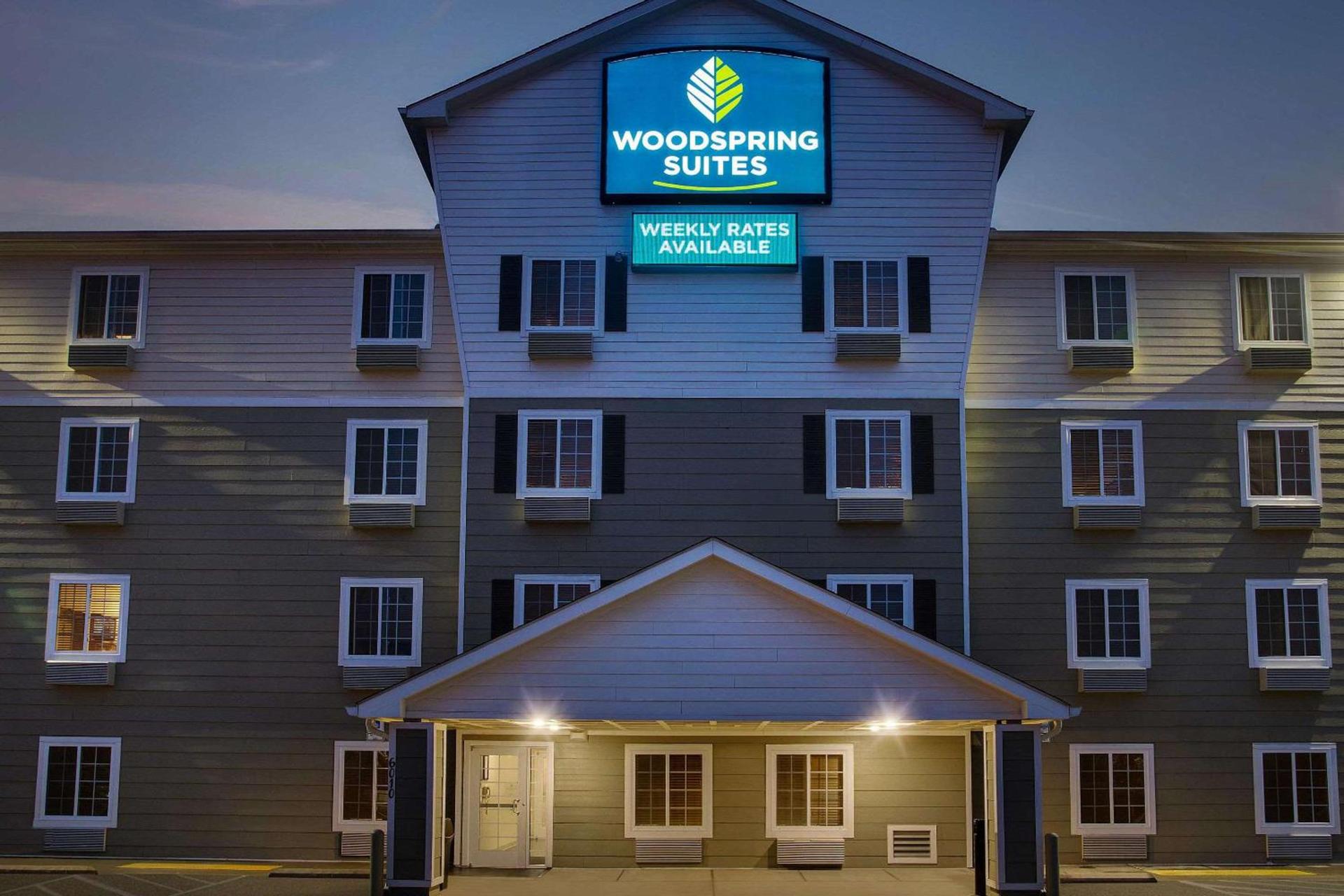 WoodSpring Suites Washington DC Andrews AFB photo 4