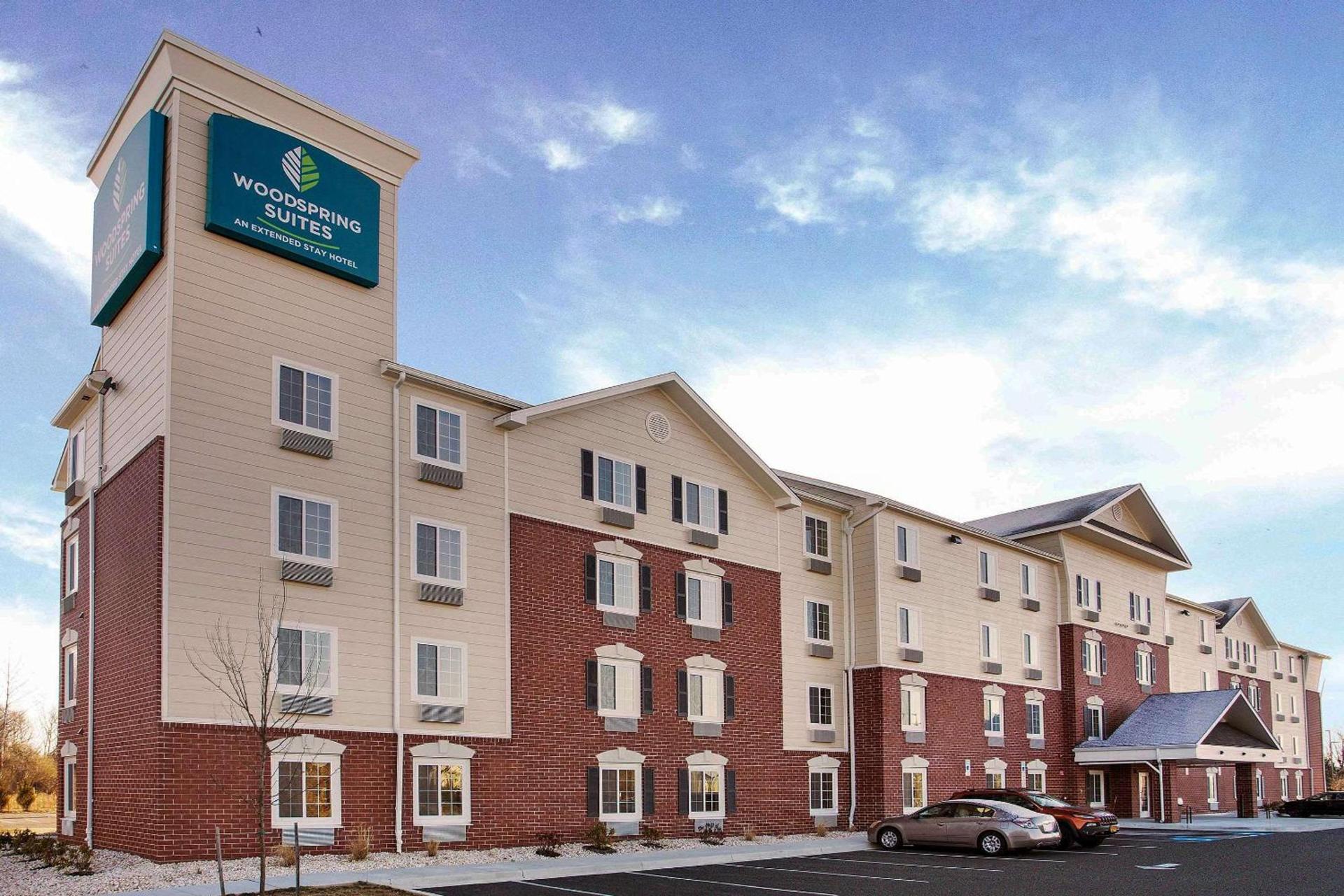 WoodSpring Suites Frederick I-70 photo 1