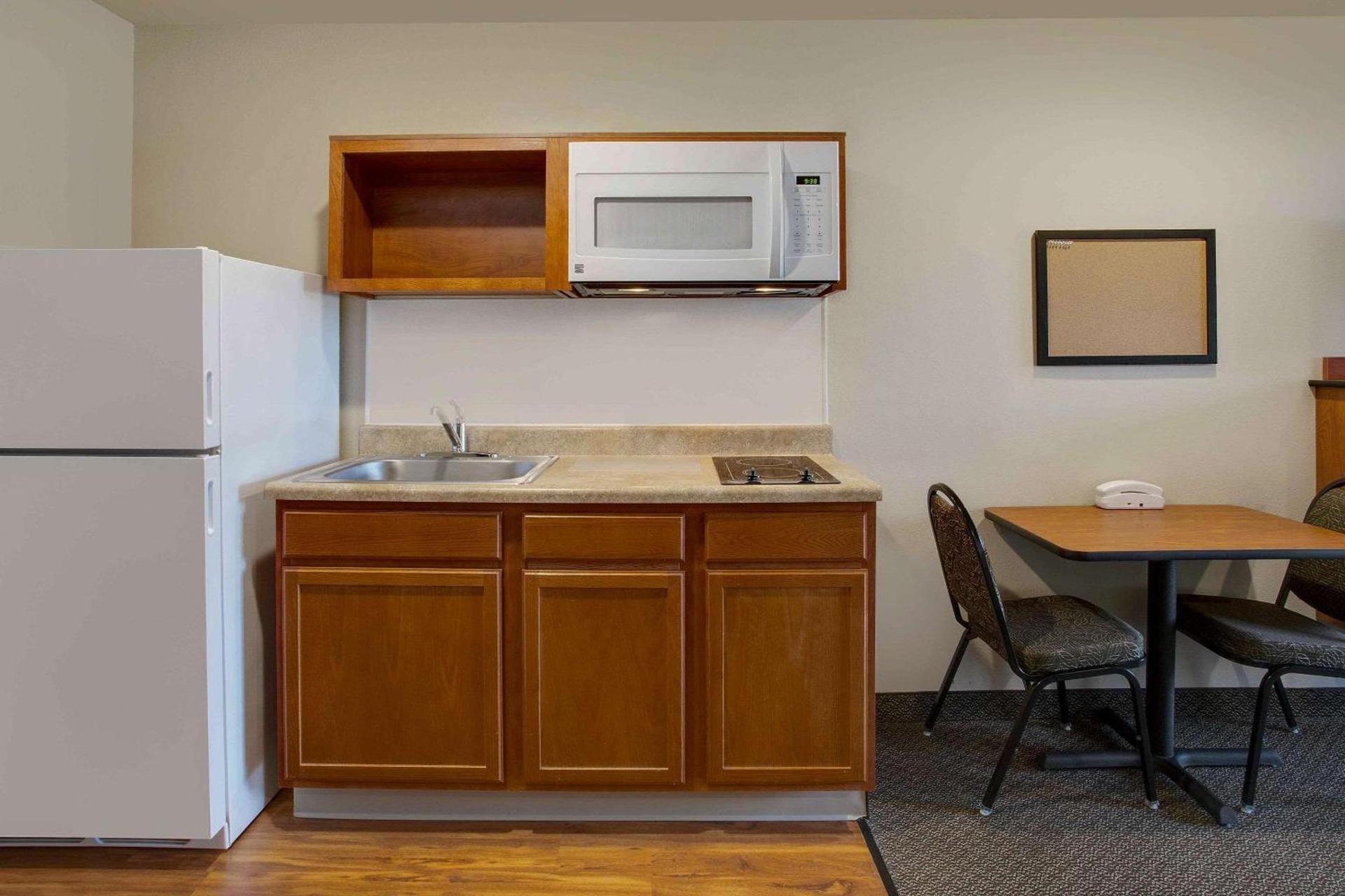 WoodSpring Suites Frederick I-70 photo 12