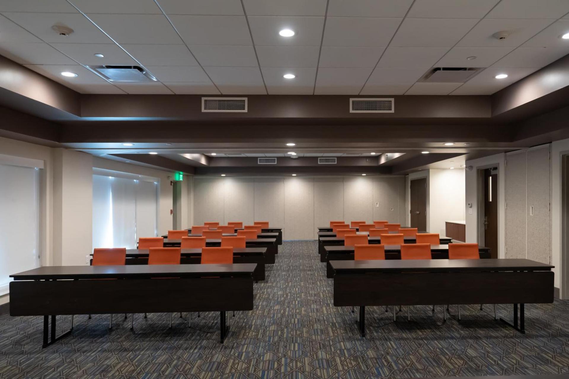 Holiday Inn Express Boston by IHG photo 60