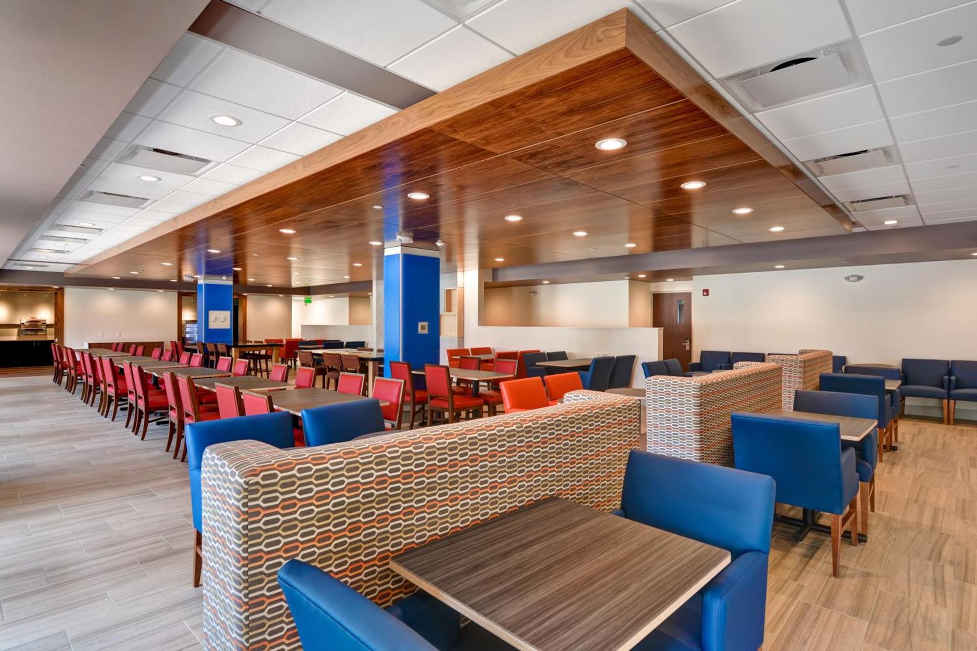 Holiday Inn Express Boston by IHG photo 35