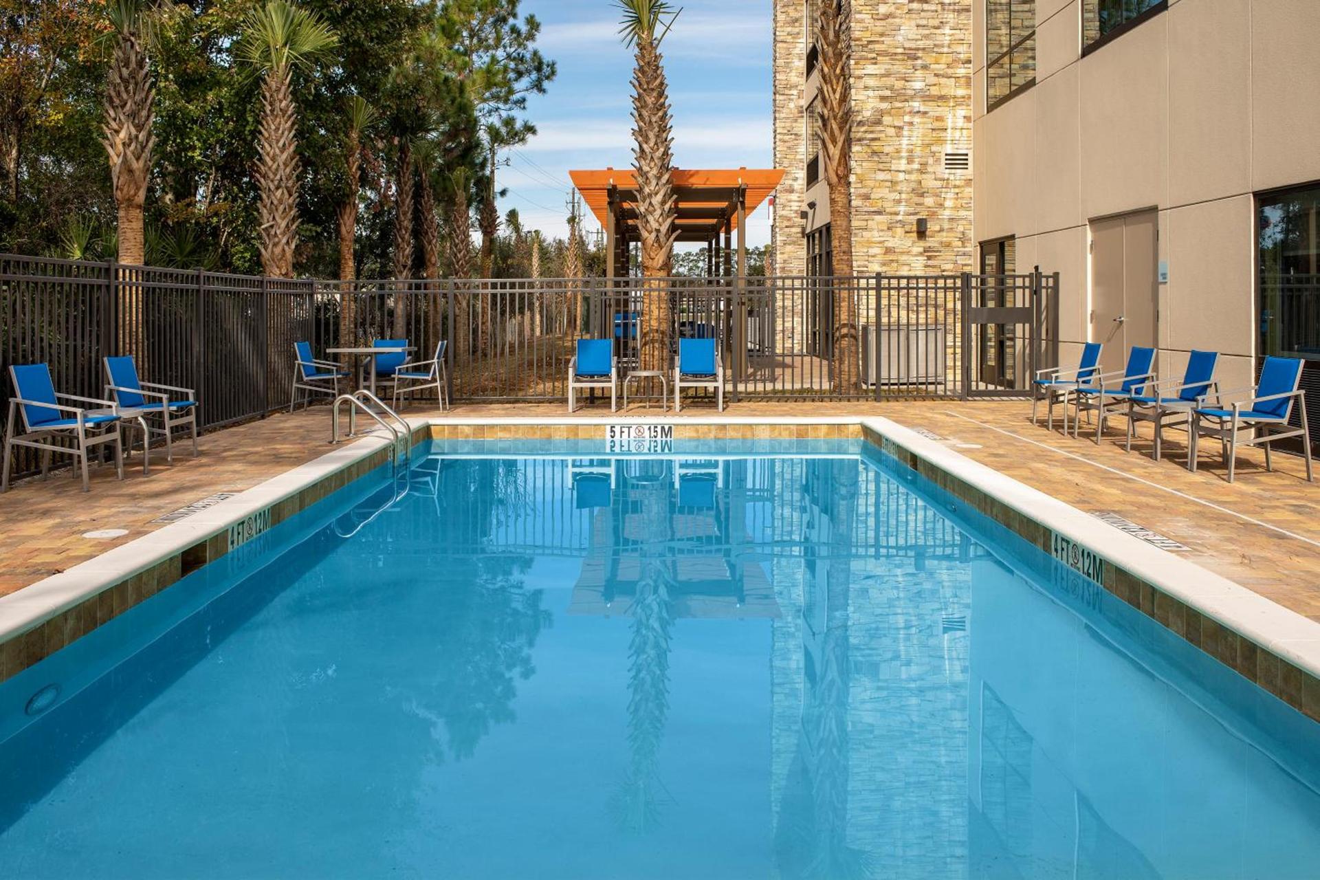Holiday Inn Express & Suites Kingsland I-95-Naval Base Area by IHG photo 25